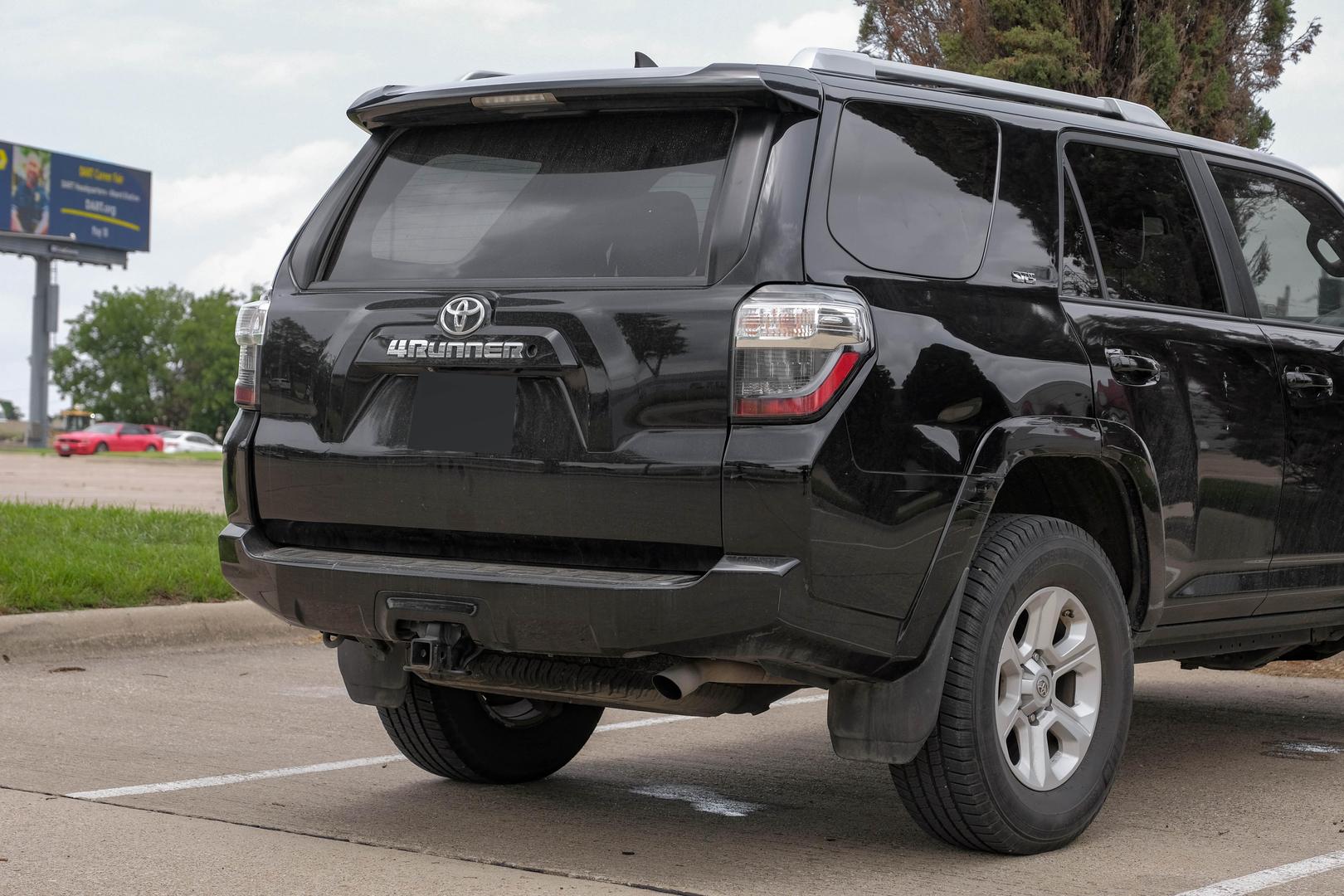 2014 Toyota 4Runner SR5 photo 10