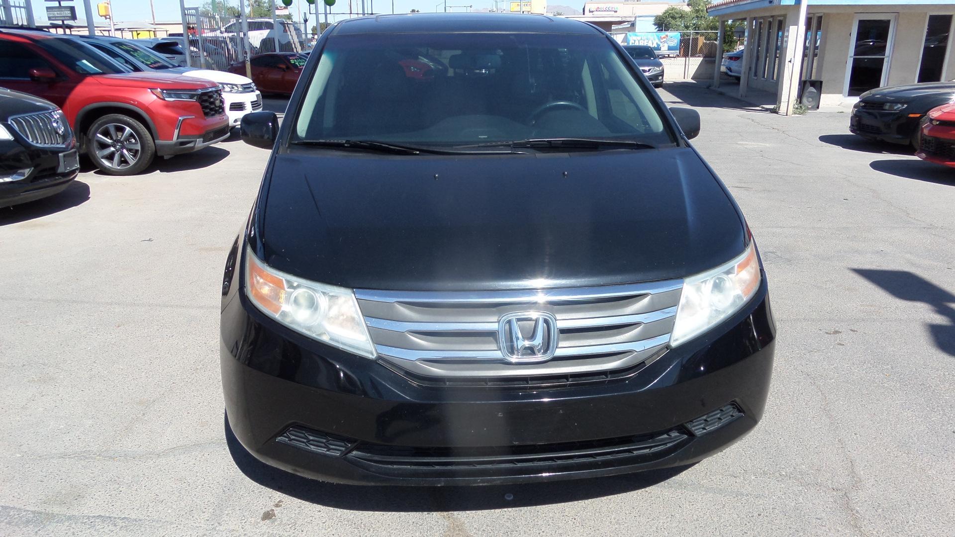 Used 2011 Honda Odyssey EX-L with VIN 5FNRL5H68BB038679 for sale in El Paso, TX