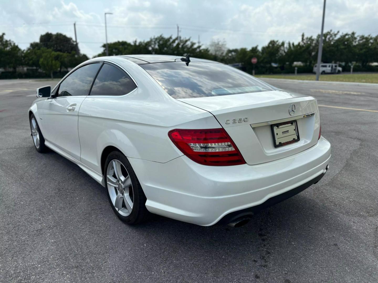 2012 Mercedes-Benz C-Class C250 Sport photo 6