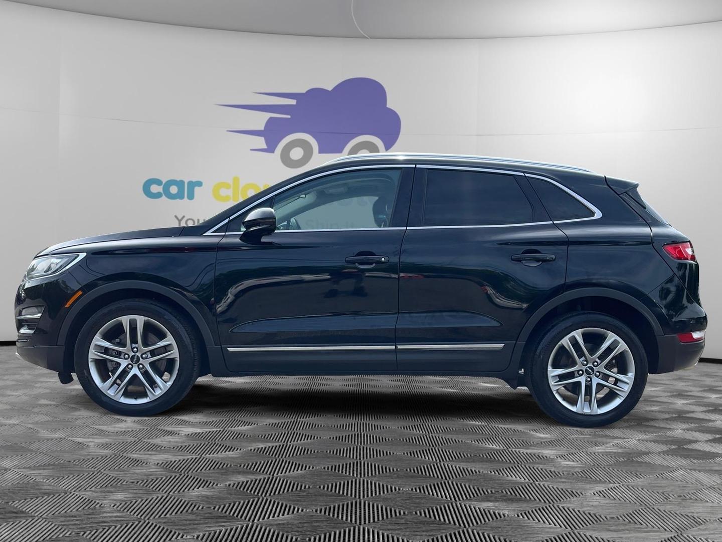 2017 Lincoln Mkc Reserve Sport Utility 4d - Image 2