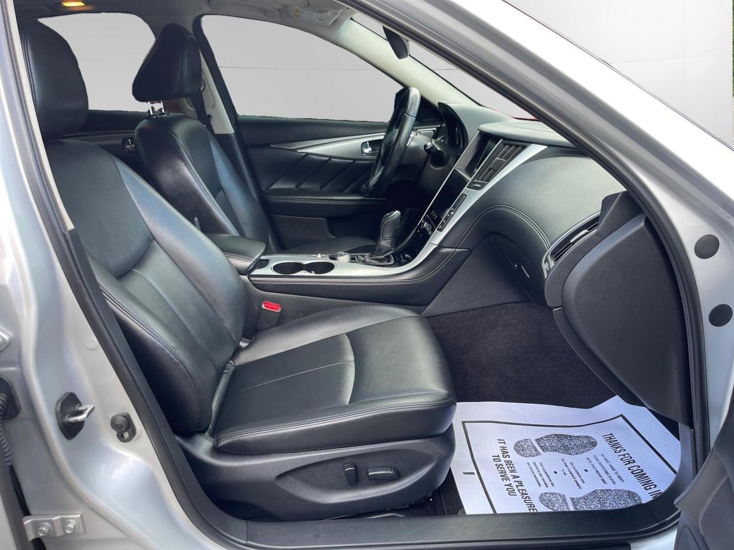 2020 Infiniti Q50 3.0t Luxe Sedan 4d - Image 18