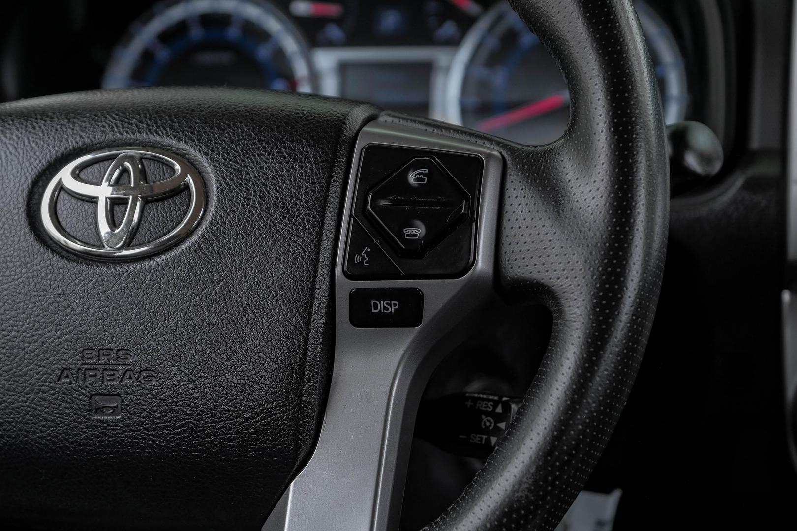 2014 Toyota 4Runner SR5 photo 19