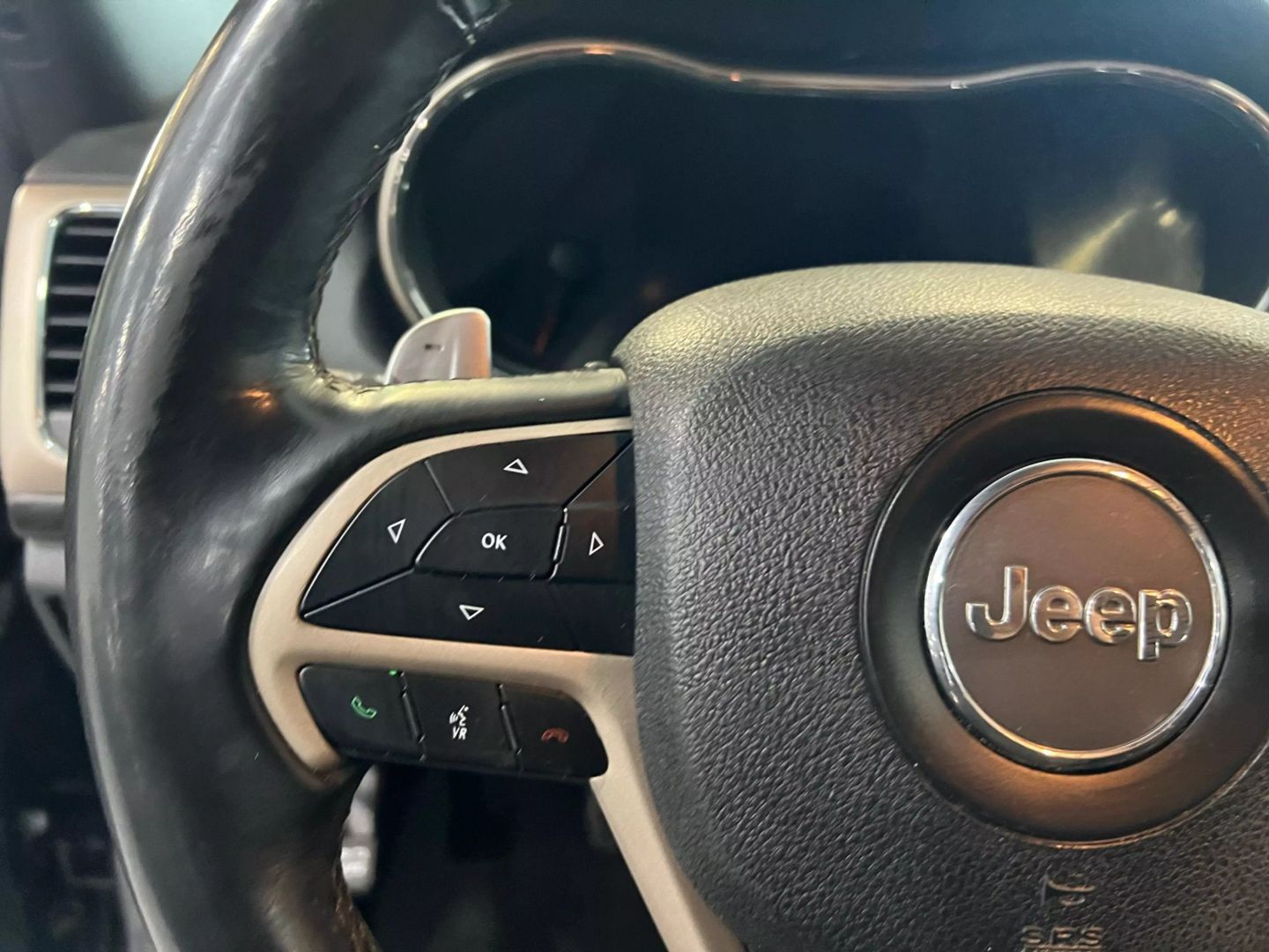 2017 Jeep Grand Cherokee Laredo Sport Utility 4d - Image 14