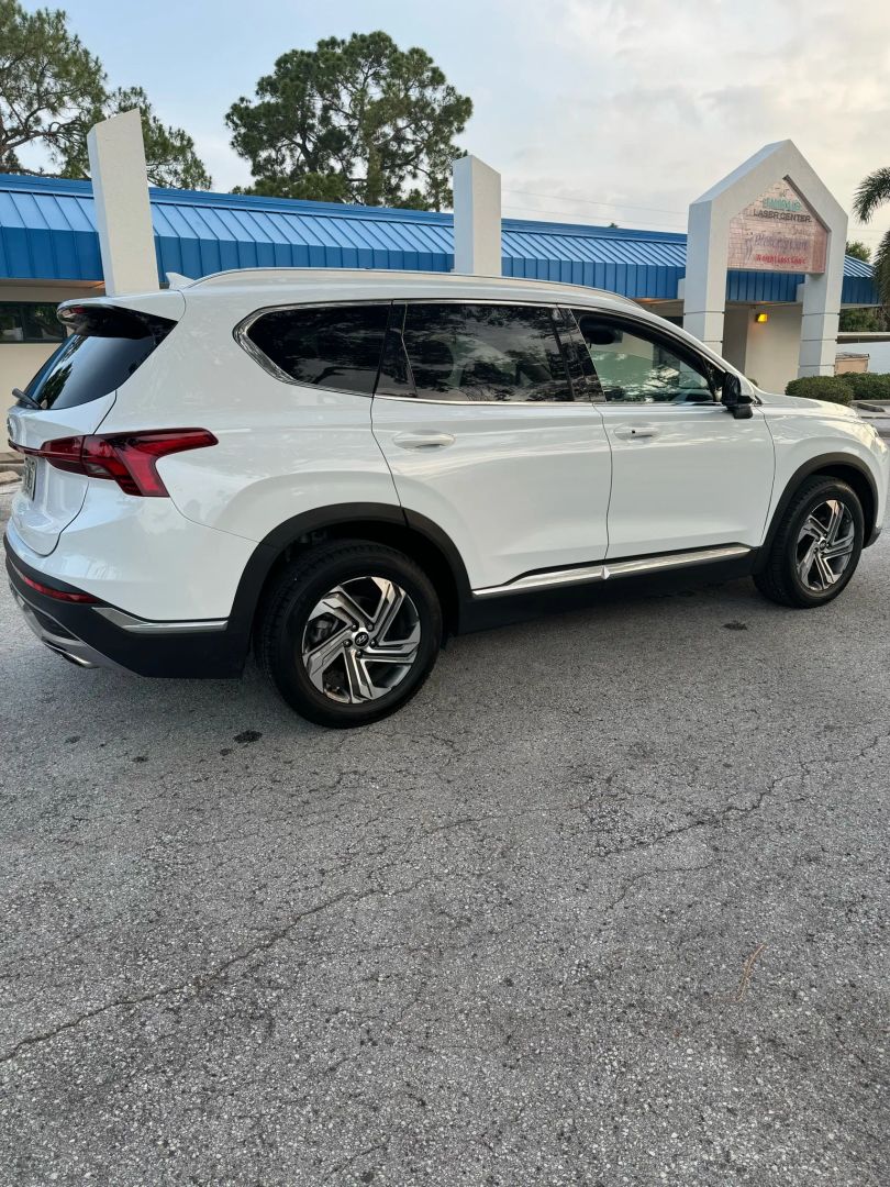 Image of 2021 HYUNDAI SANTAFE