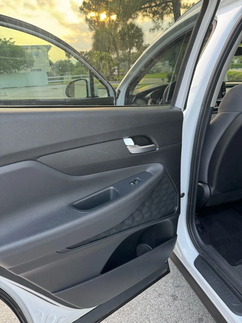 Image of 2021 HYUNDAI SANTAFE