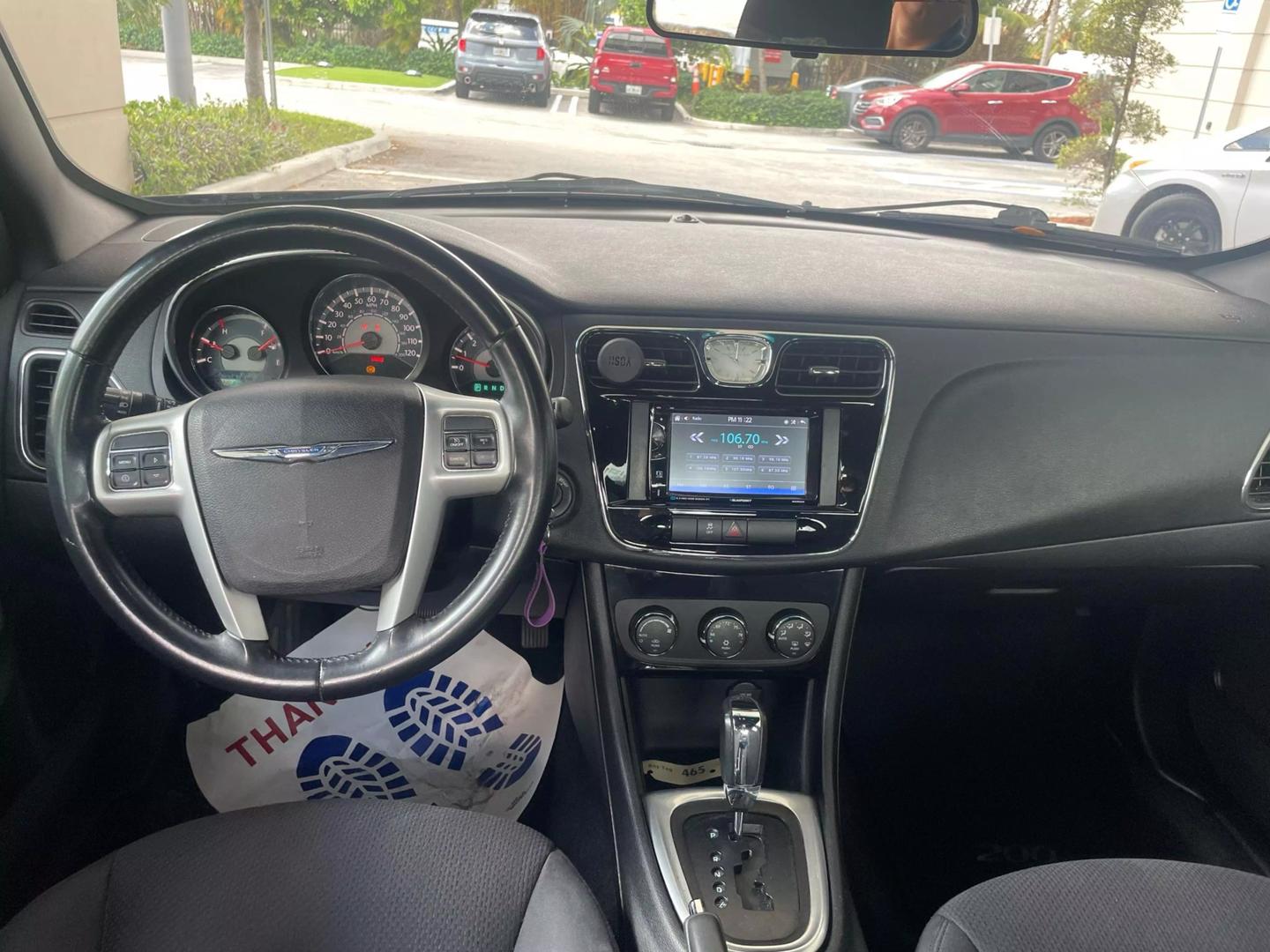 2013 Chrysler 200 Touring photo 20