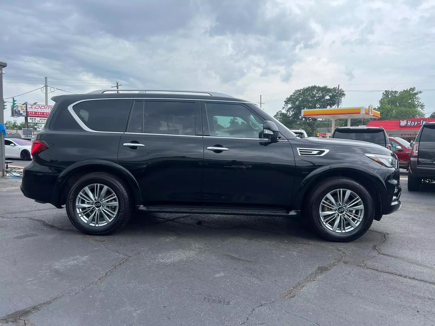 2022 Infiniti Qx80 - Image 9