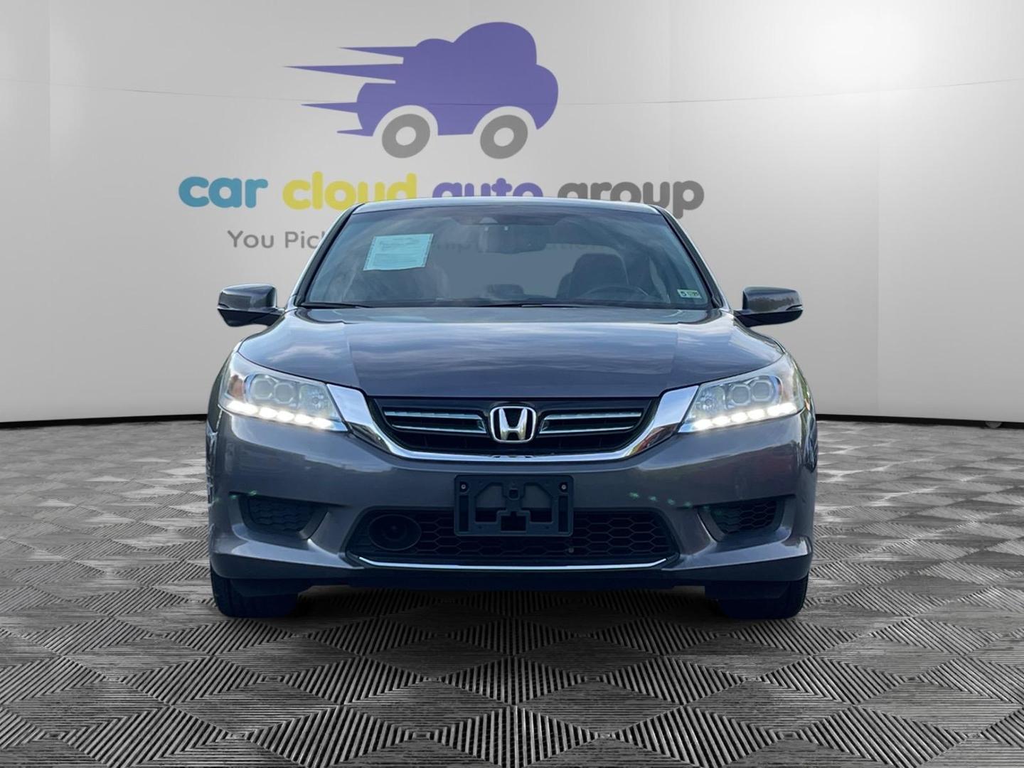 2015 Honda Accord Hybrid Touring Sedan 4d - Image 8