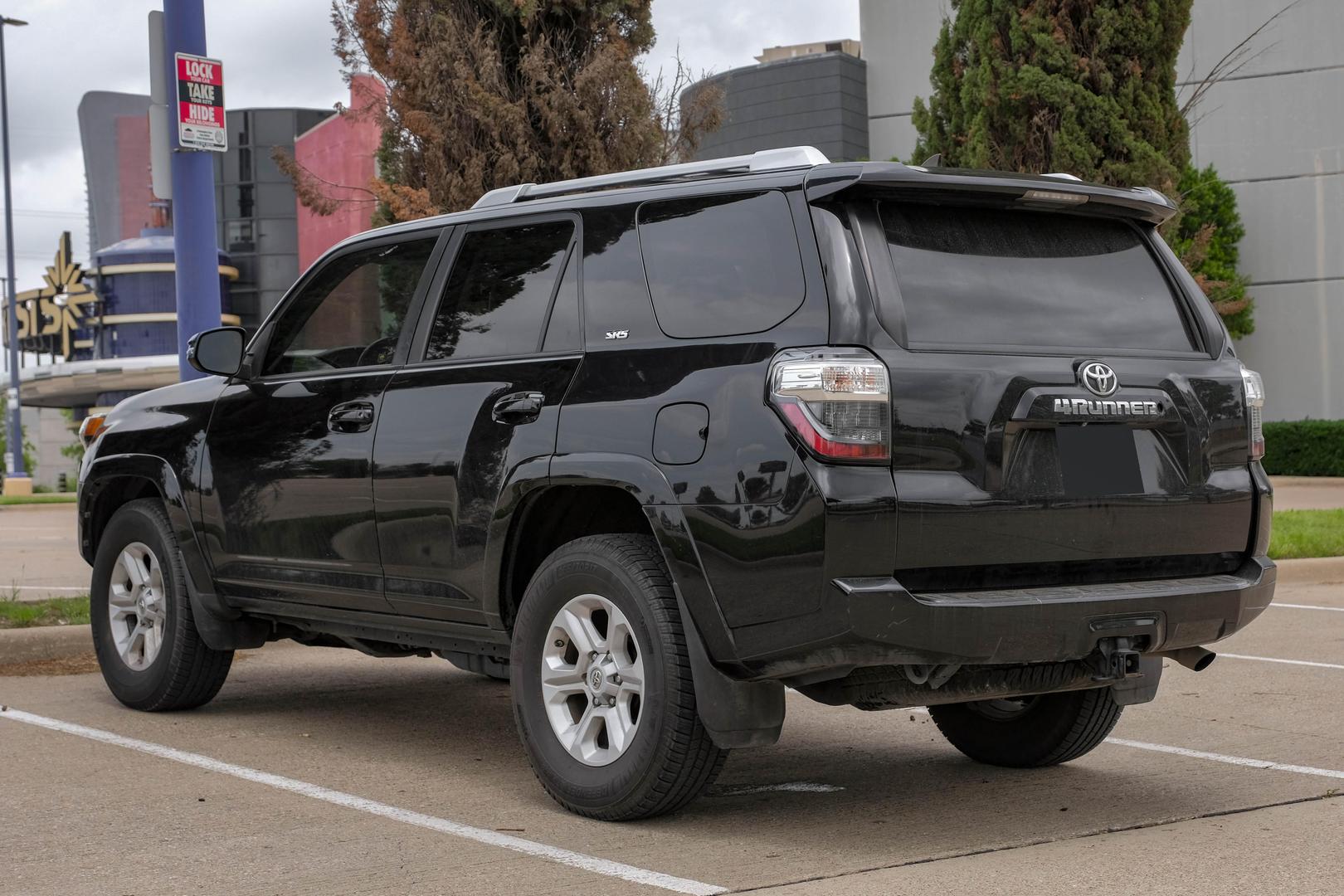 2014 Toyota 4Runner SR5 photo 13