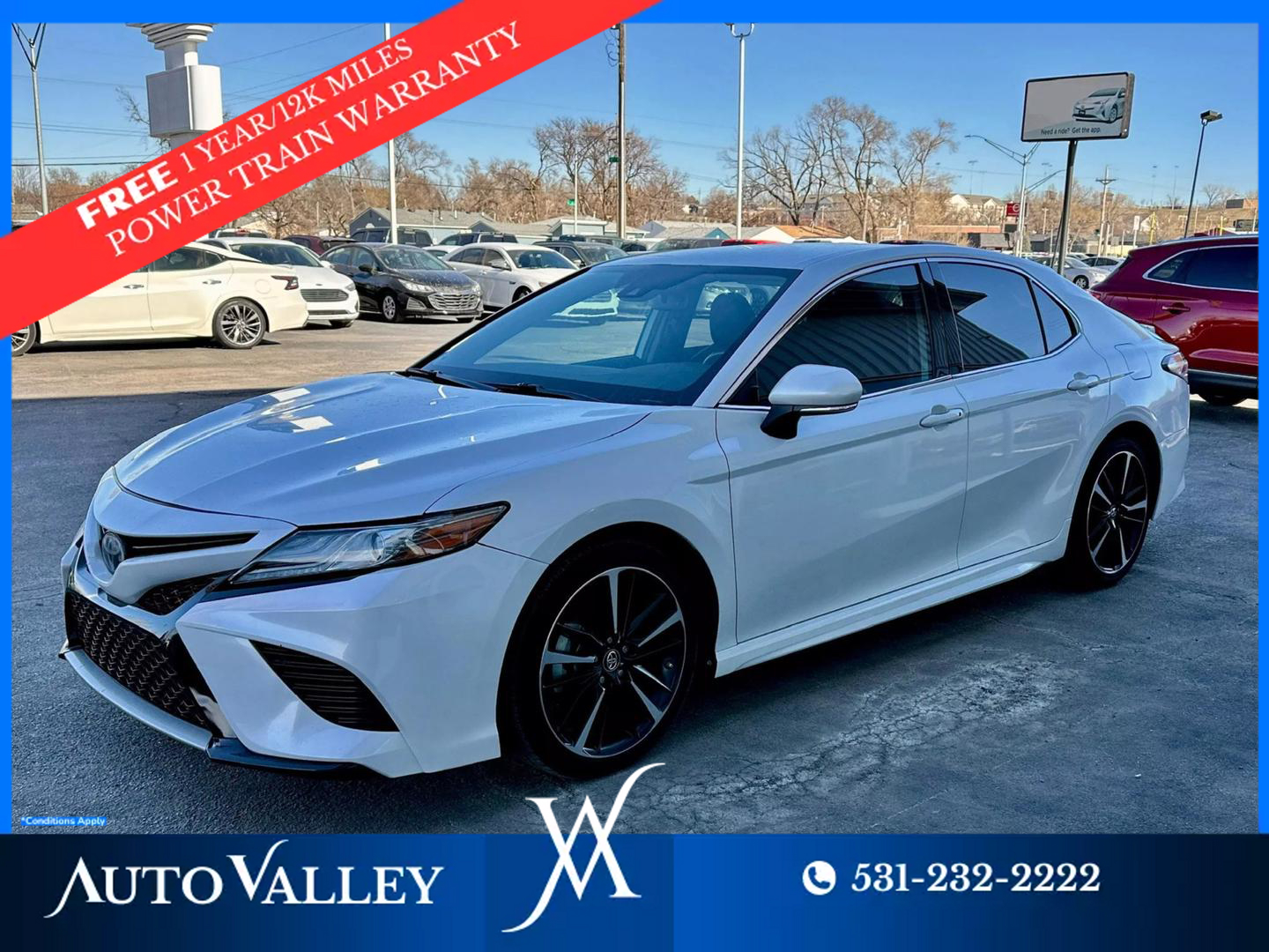 2019 Toyota Camry XSE photo 6