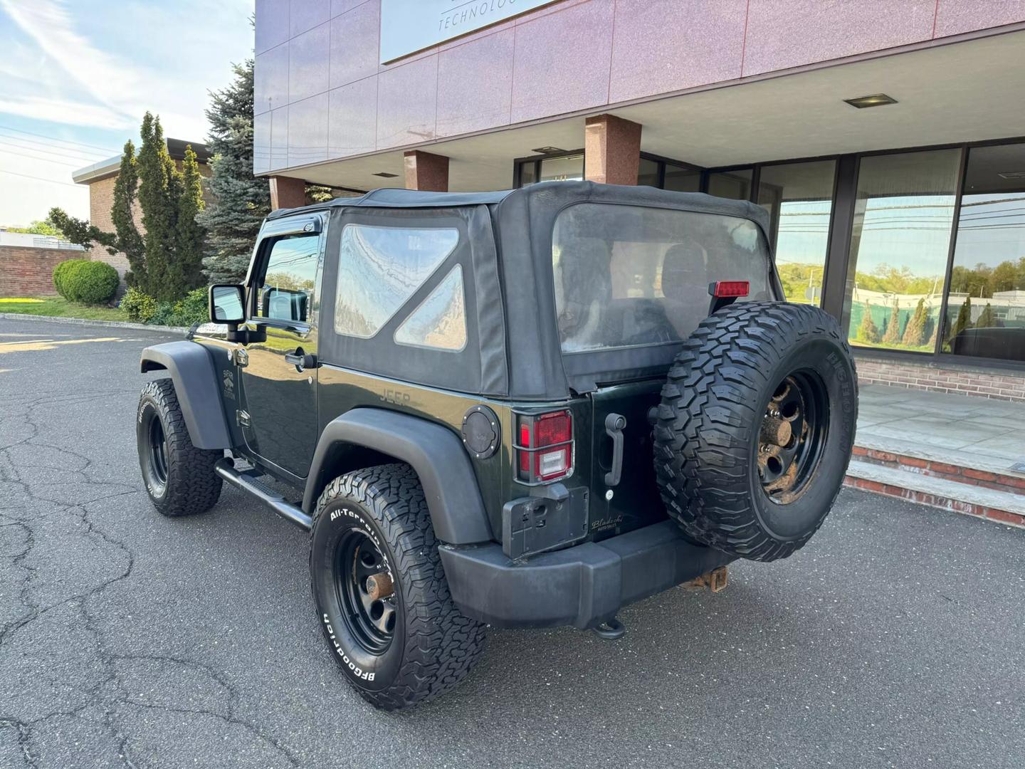 2011 Jeep Wrangler Sport photo 3