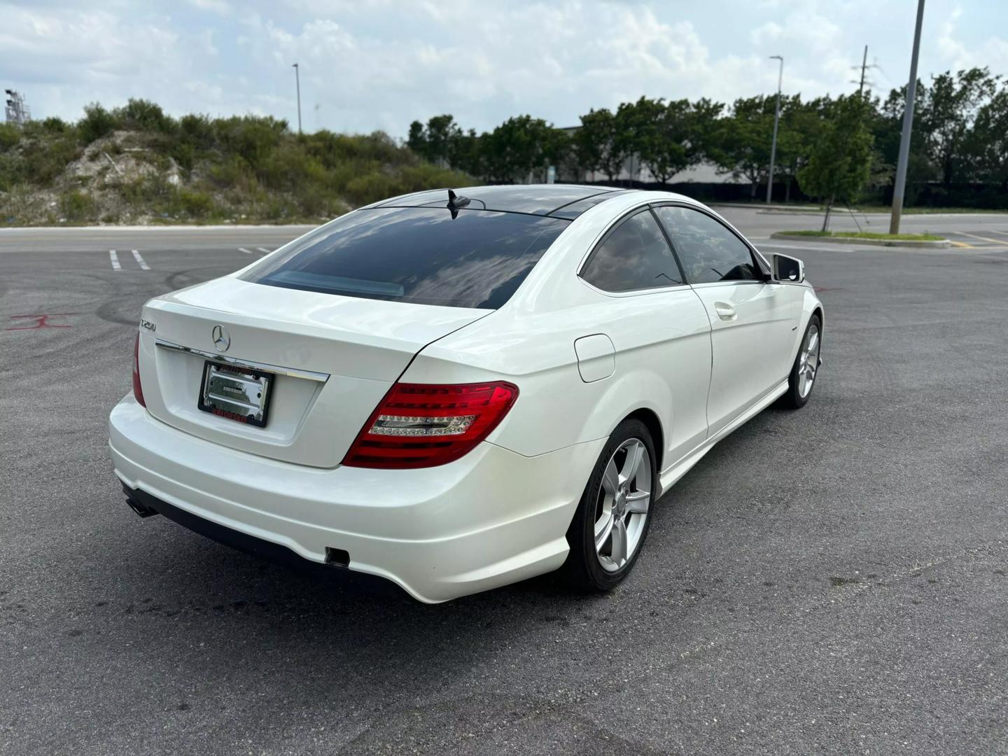 2012 Mercedes-Benz C-Class C250 Sport photo 5