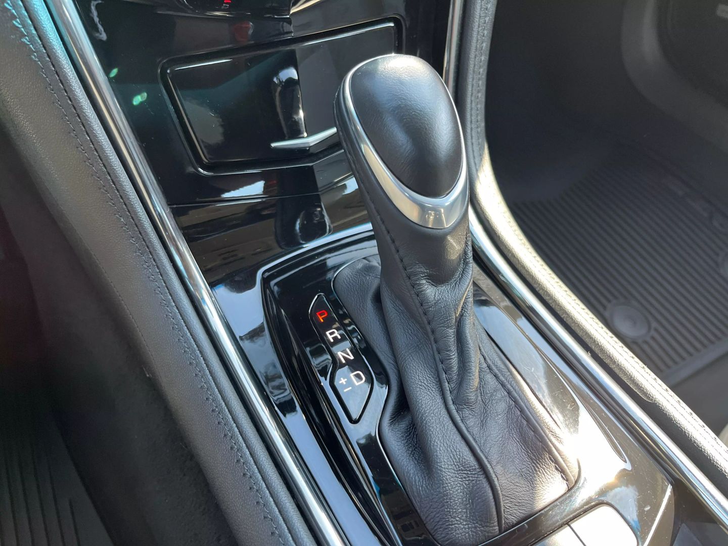 2017 CADILLAC ATS SEDAN 4-CYL, TURBO, 2.0 LITER LUXURY SEDAN 4D