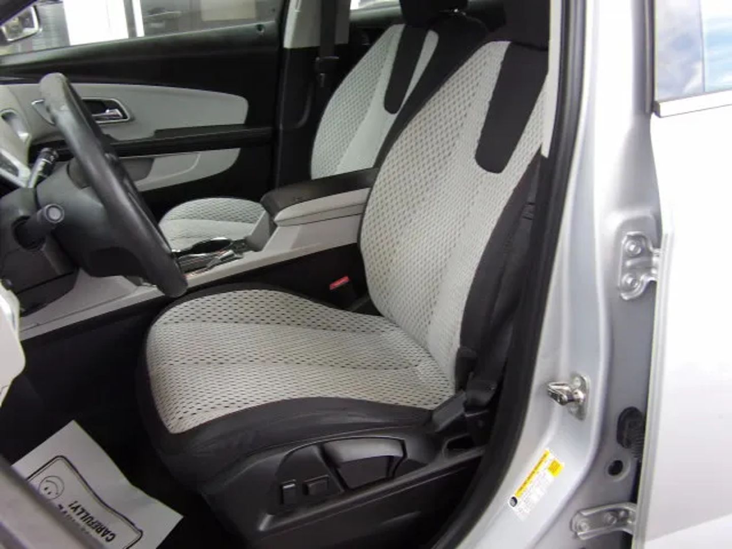 Image 10 of 2011 CHEVROLET EQUINOX