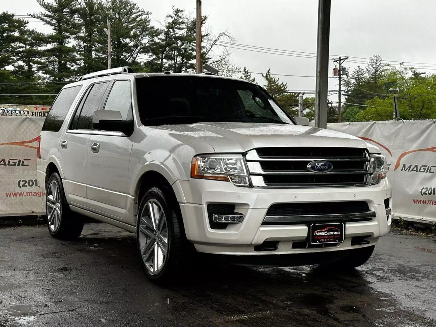 2017 Ford Expedition - Image 6