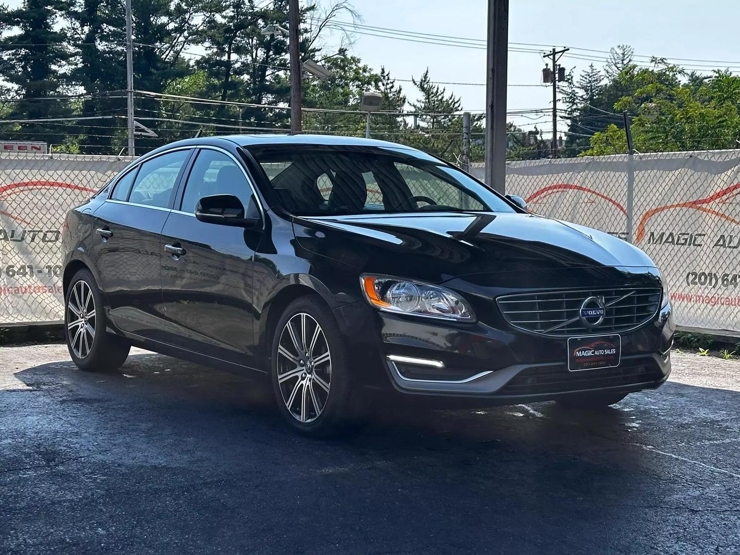 2018 Volvo S60 - Image 6