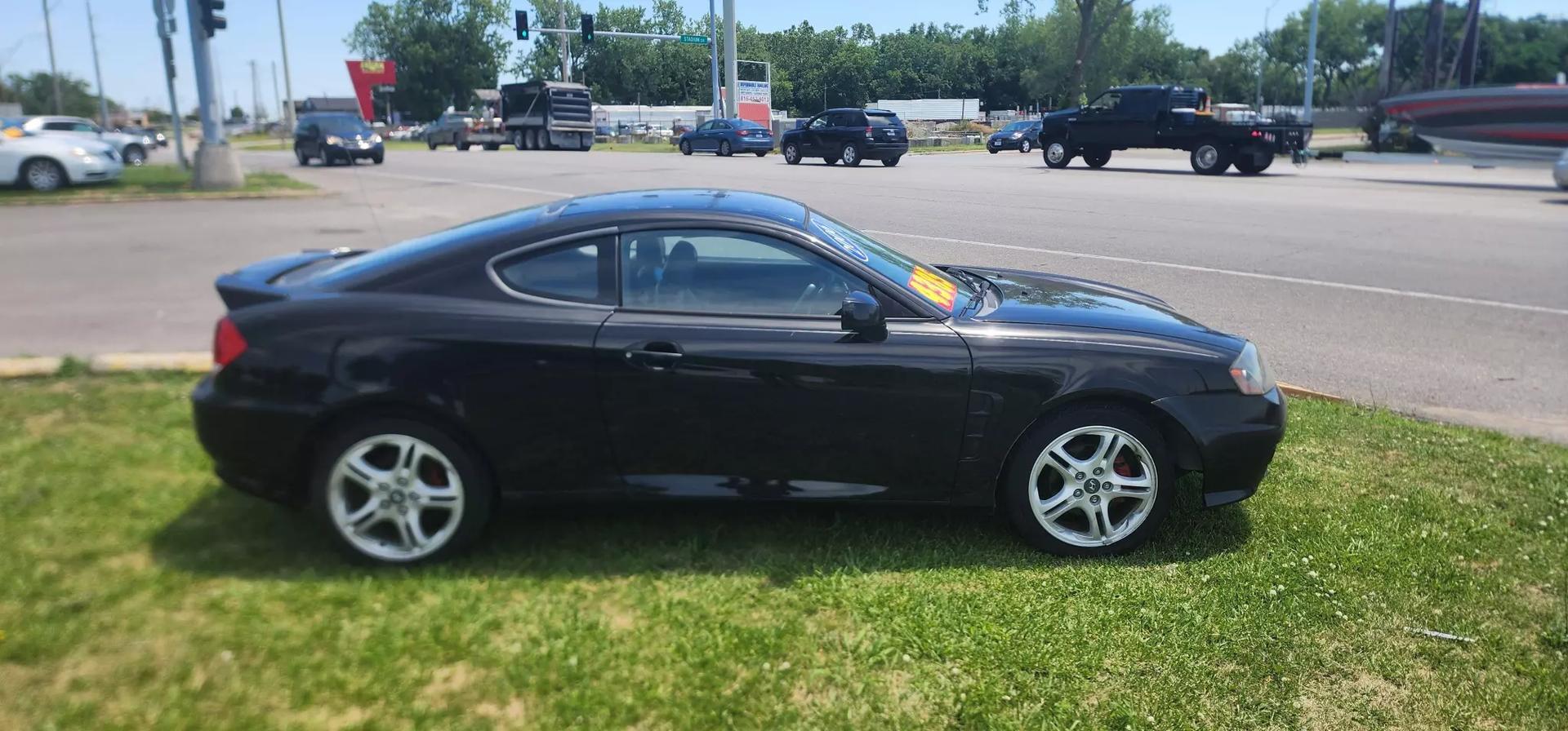 2006 Hyundai Tiburon GT photo 4