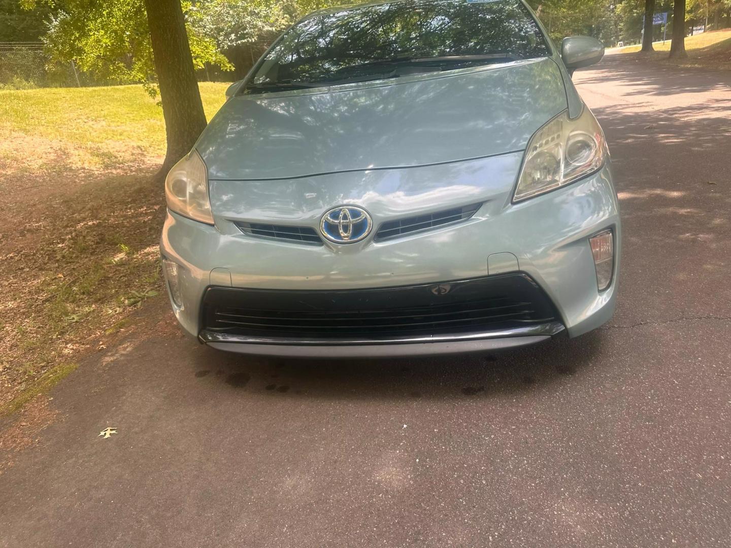 2013 Toyota Prius One photo 3