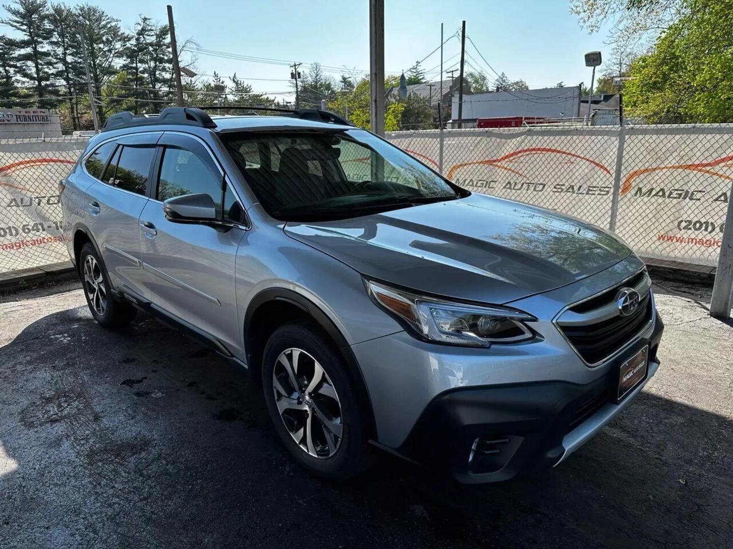 2022 Subaru Outback - Image 10