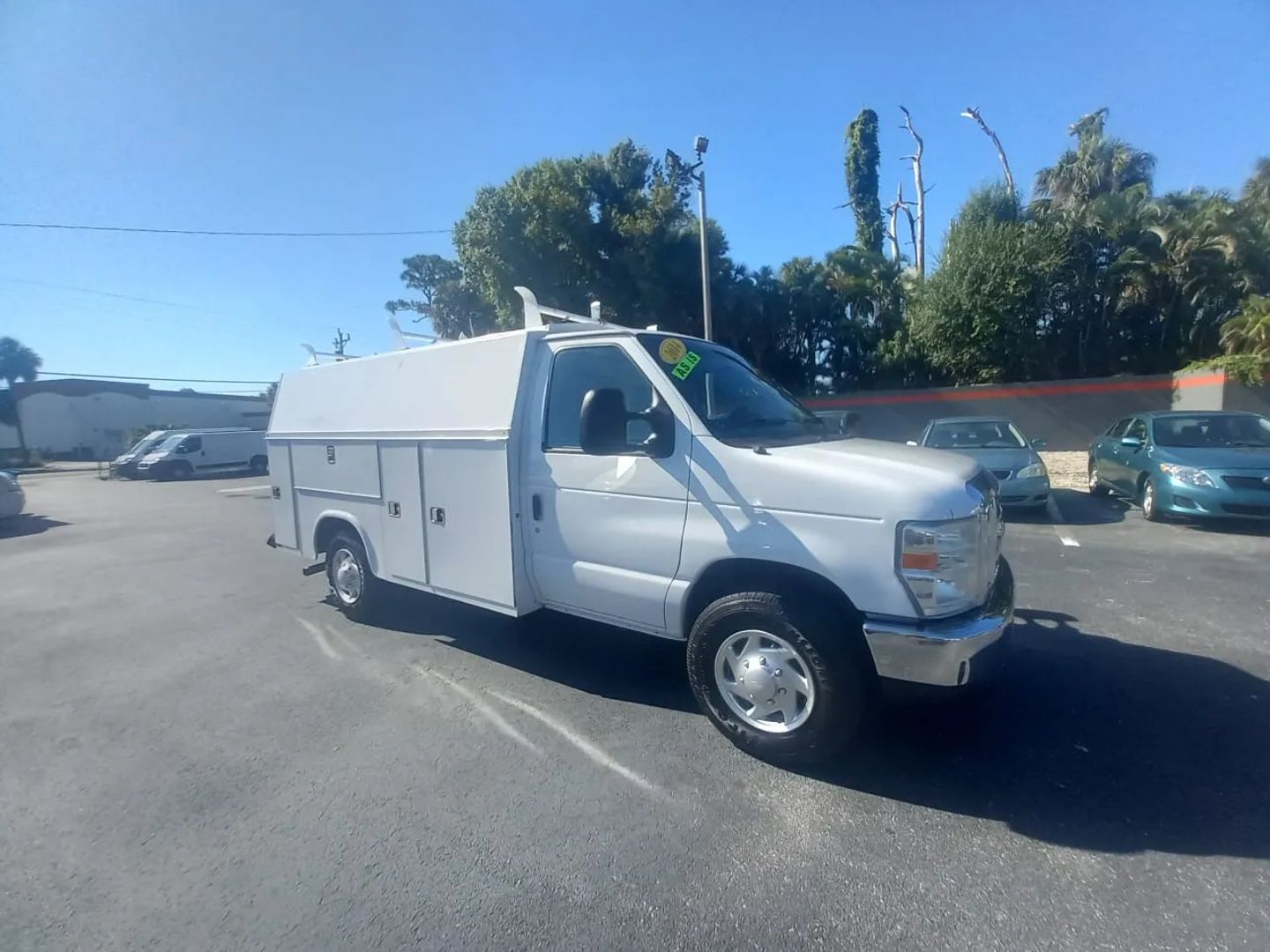 2013 Ford Econoline's photo