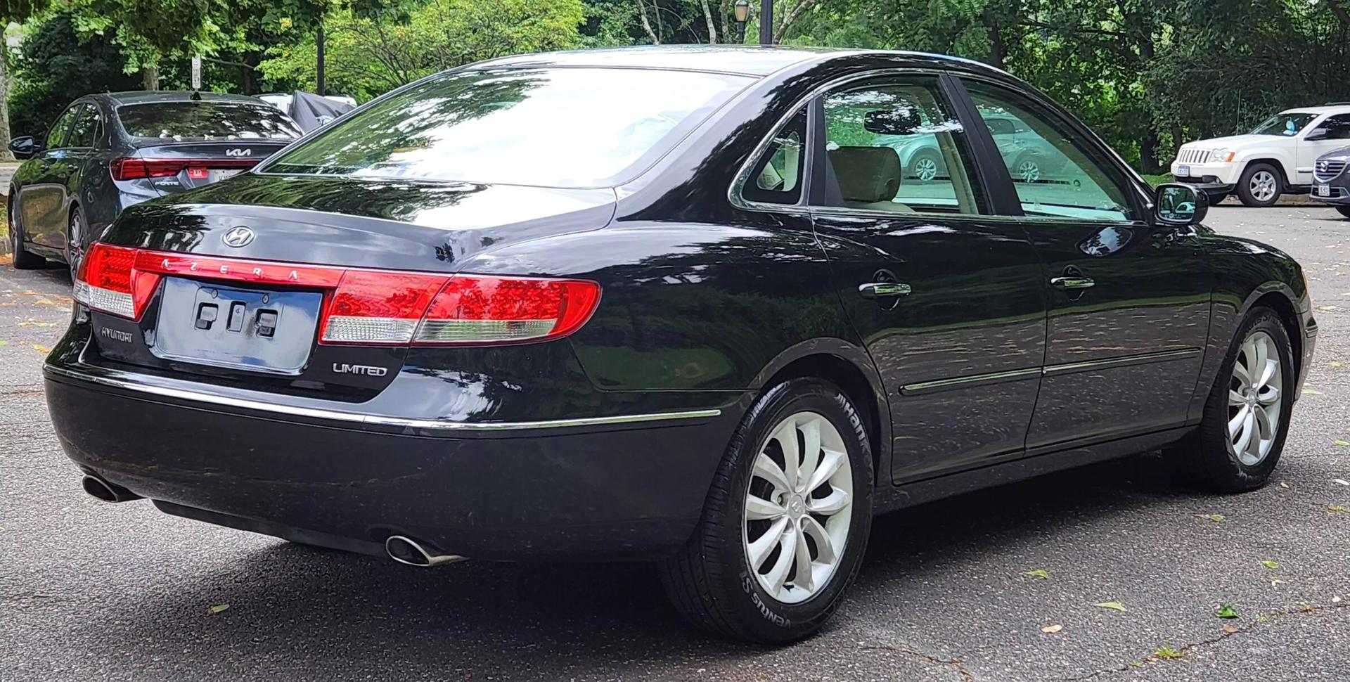 2007 Hyundai Azera SE photo 3