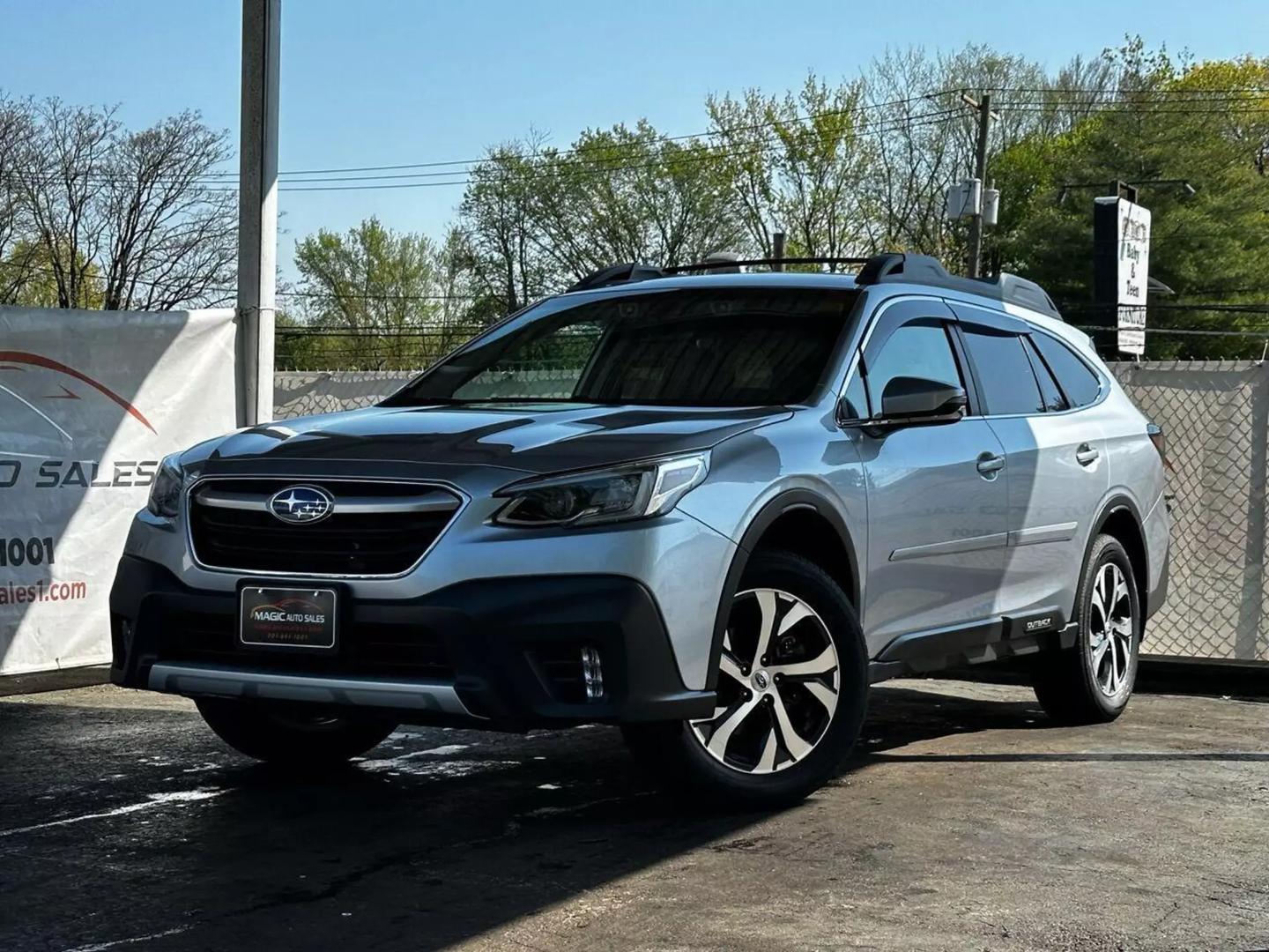 2022 Subaru Outback - Image 1