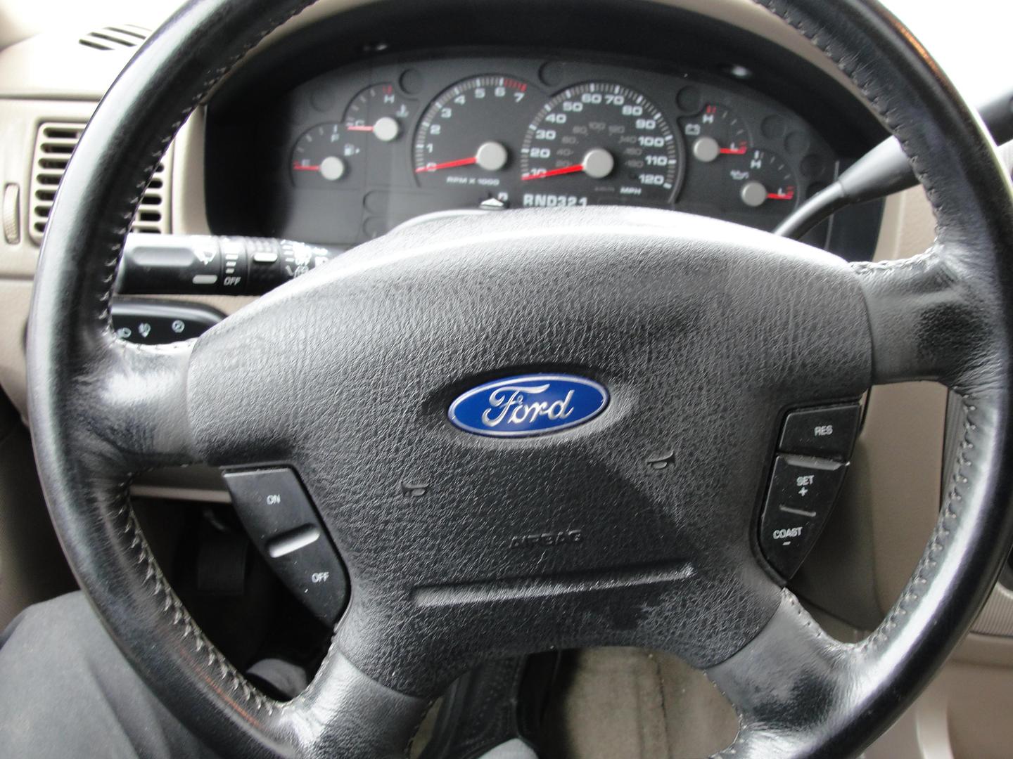 2003 Ford Explorer XLT Sport photo 38