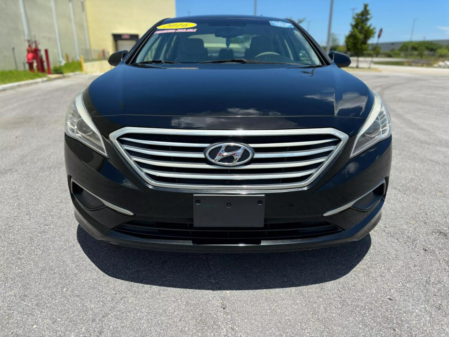 2016 Hyundai Sonata SE photo 3