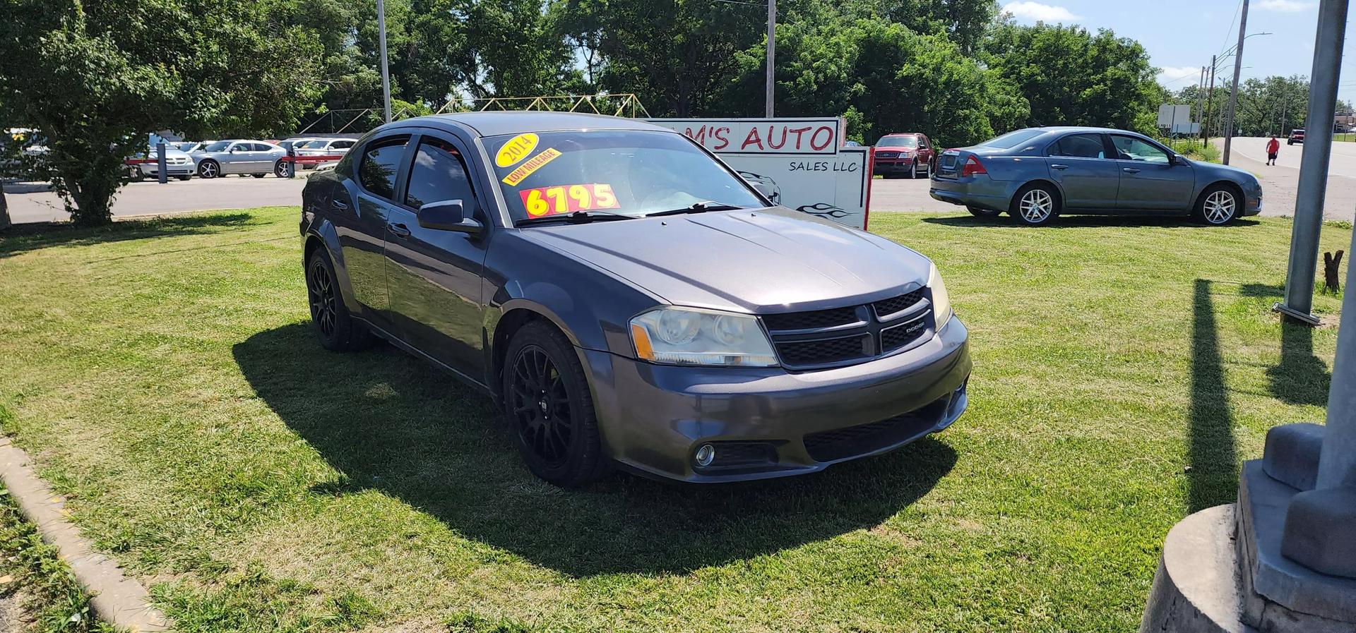 Dodge Avenger's photo