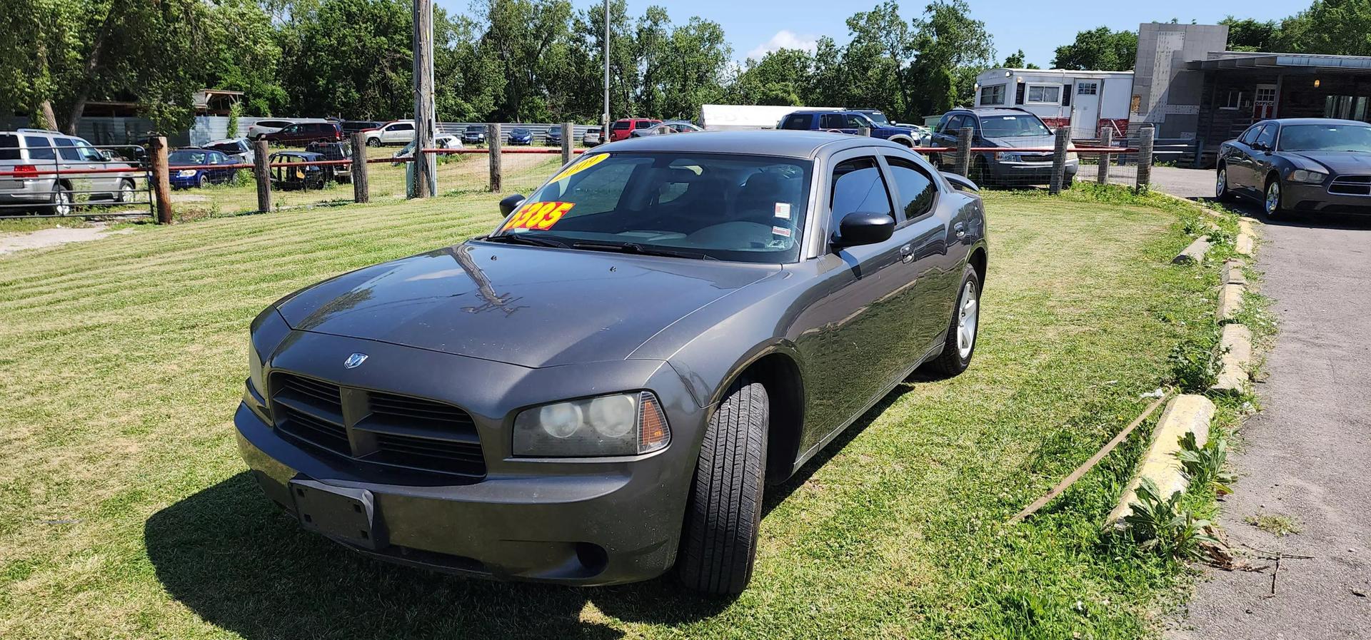 2009 Dodge Charger SE photo 2