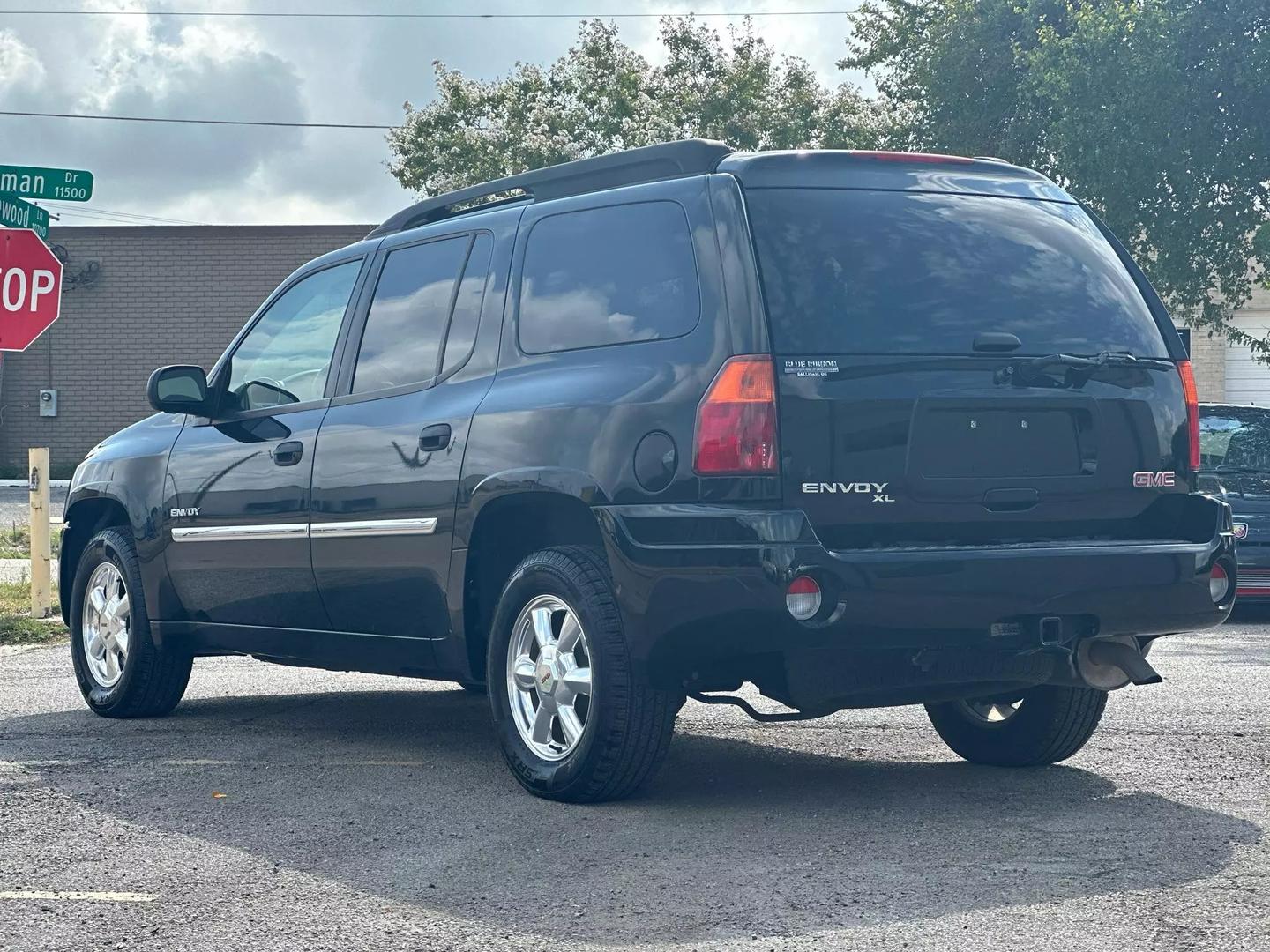 2006 Gmc Envoy Xl - Image 5