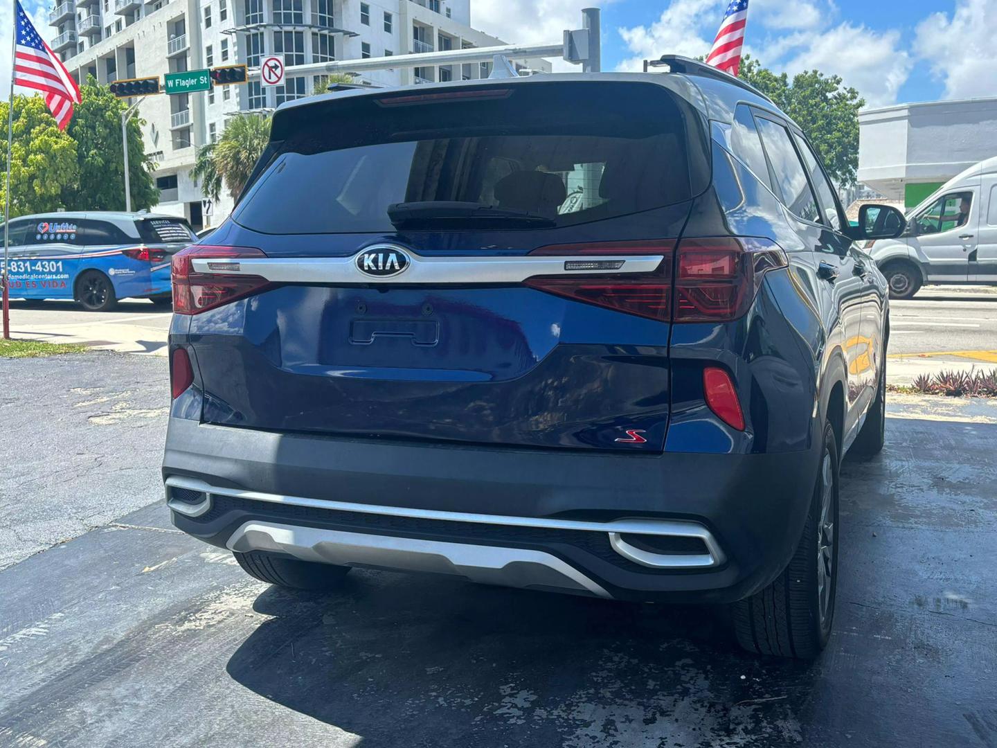 2021 Kia Seltos S photo 7