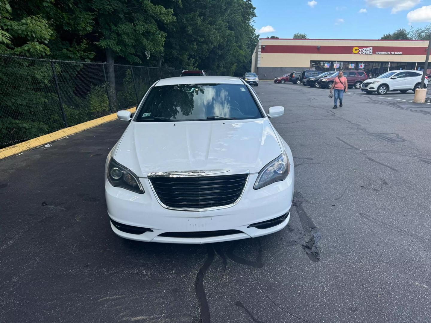 2014 Chrysler 200 Limited photo 6