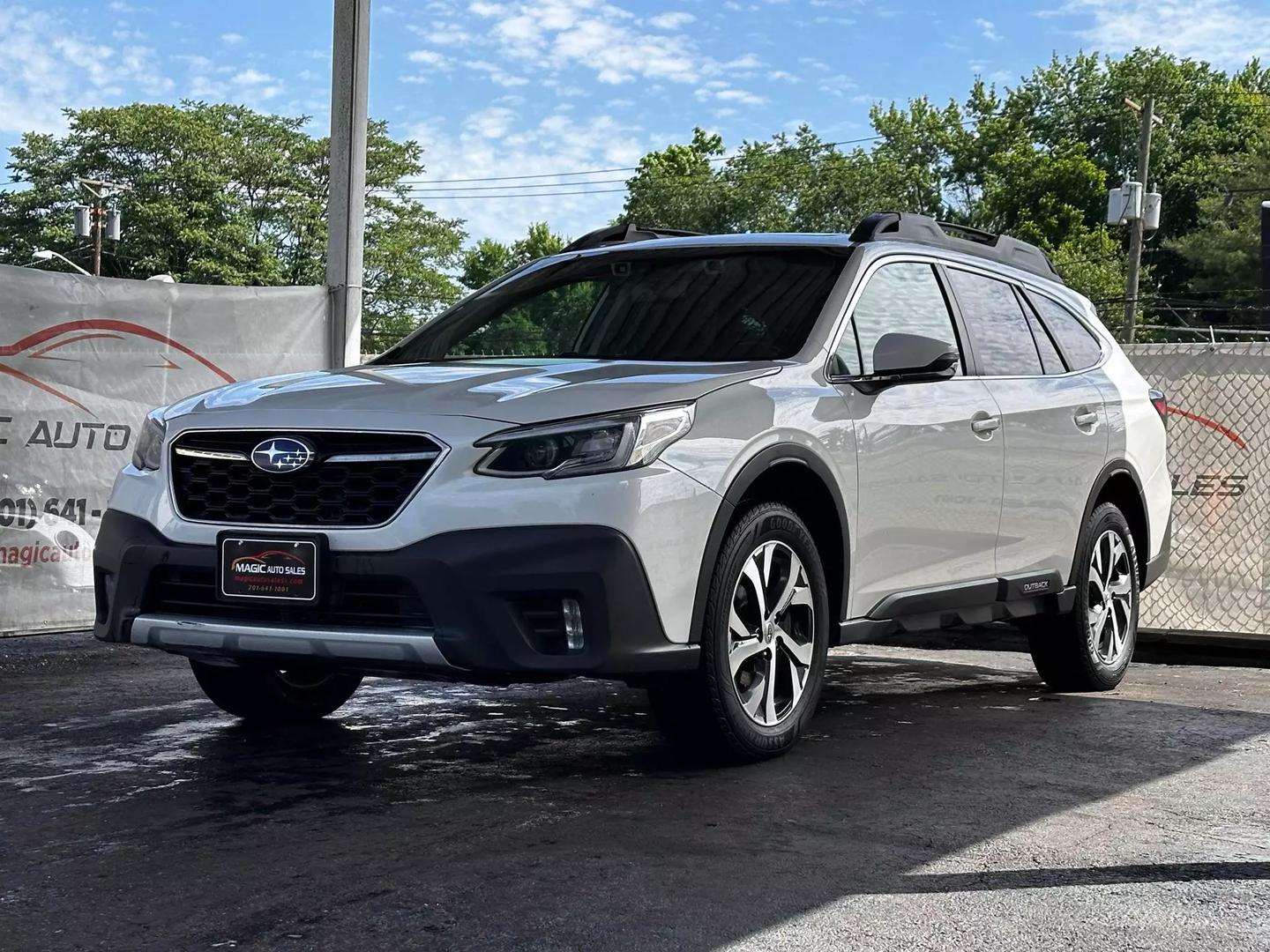 2020 Subaru Outback - Image 3