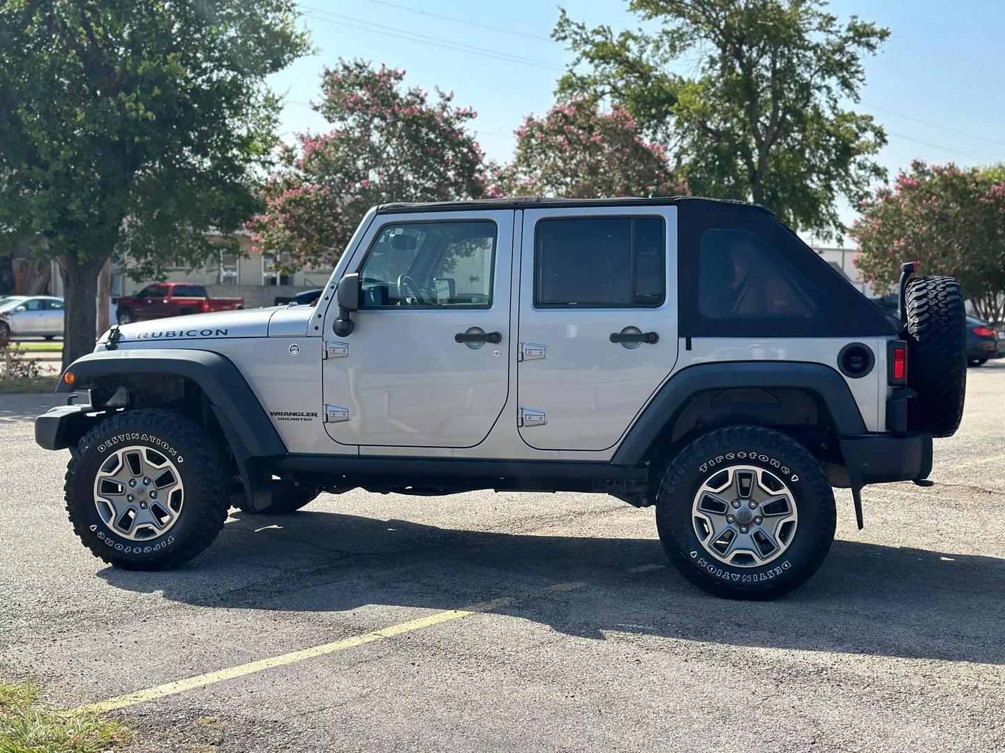 2015 Jeep Wrangler - Image 4