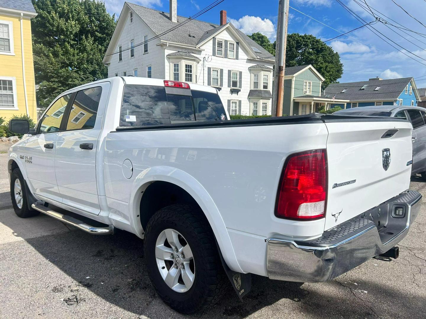 2016 RAM Ram 1500 Pickup SLT photo 7