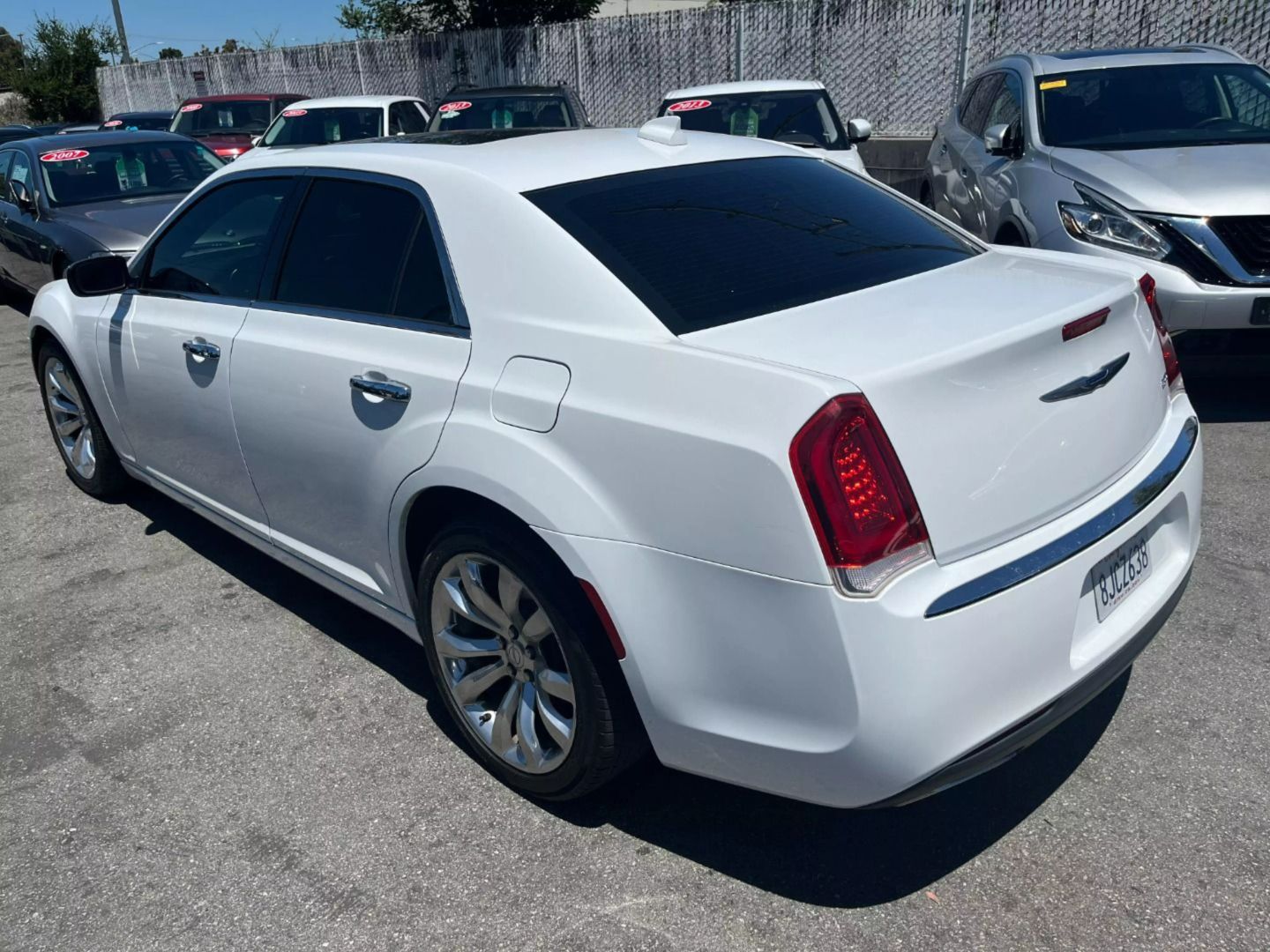 2019 Chrysler 300  Vin: 2c3ccaeg5kh585953 Stock Id: 585953 - Image 5