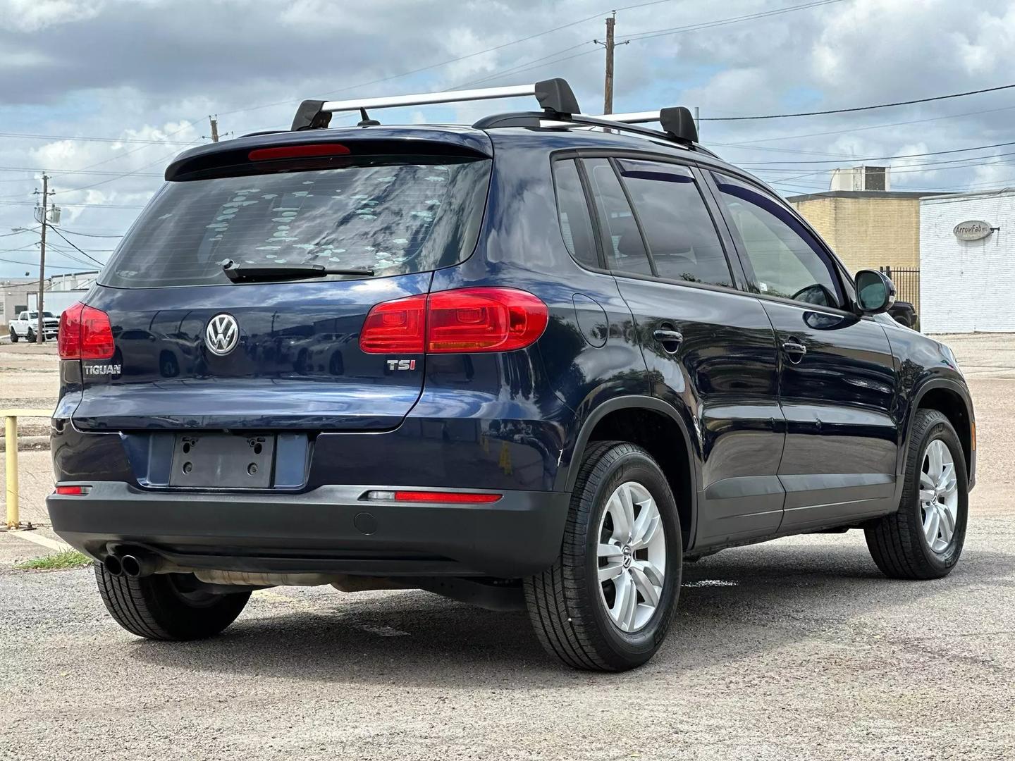 2016 Volkswagen Tiguan - Image 8