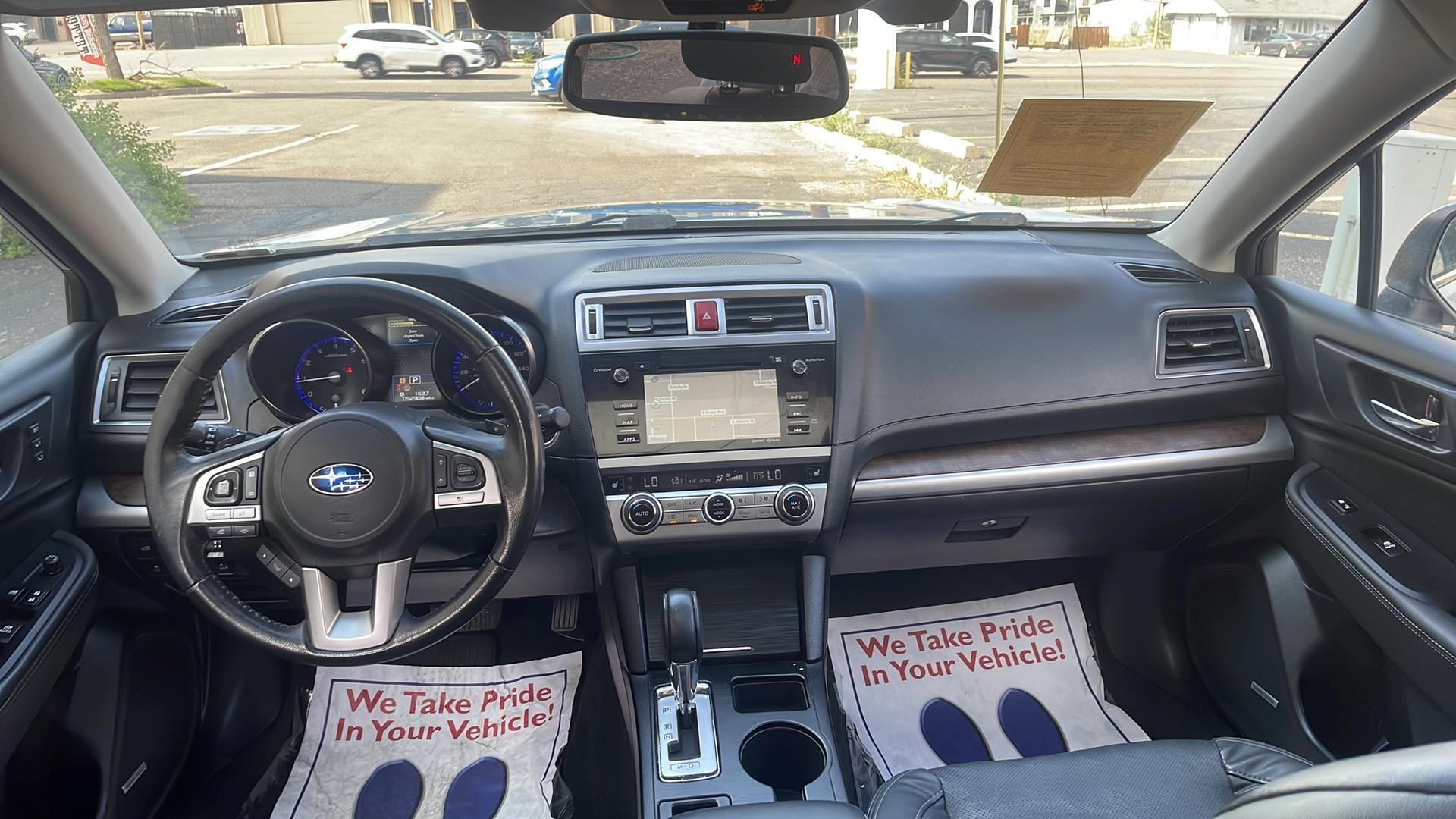 2015 Subaru Outback Limited photo 16