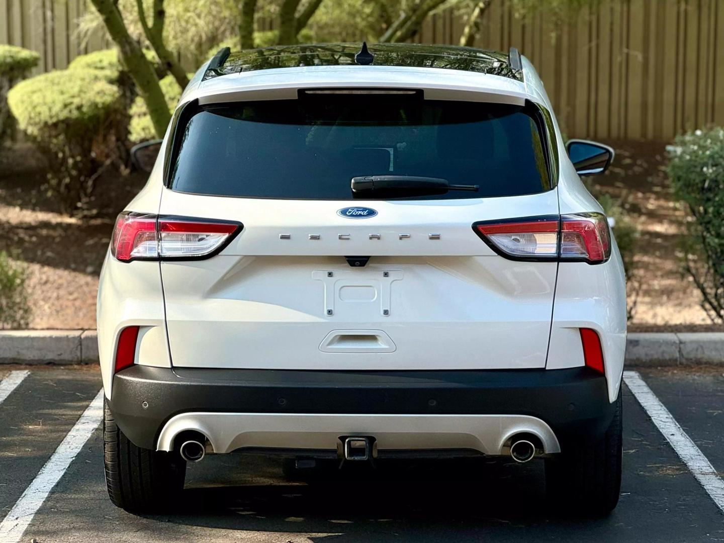 2022 Ford Escape Titanium photo 7