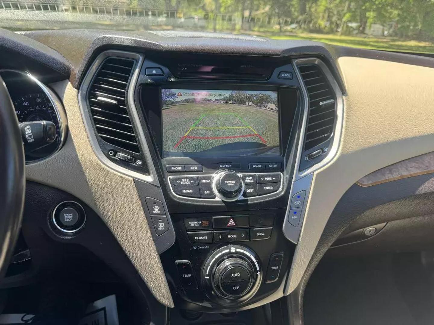 2014 Hyundai Santa Fe Sport 2.0T photo 19