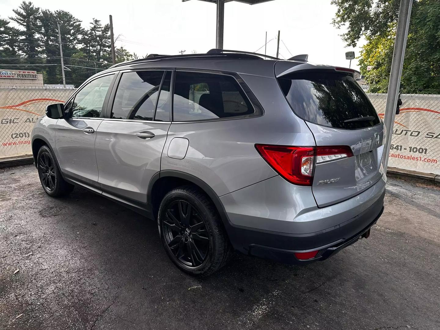 2021 Honda Pilot - Image 13