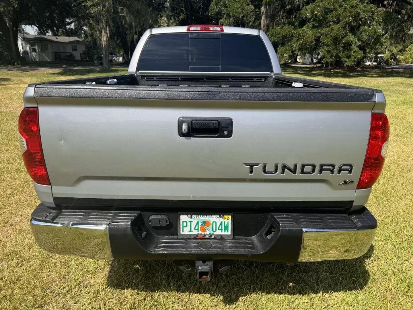 2015 Toyota Tundra SR5 photo 4