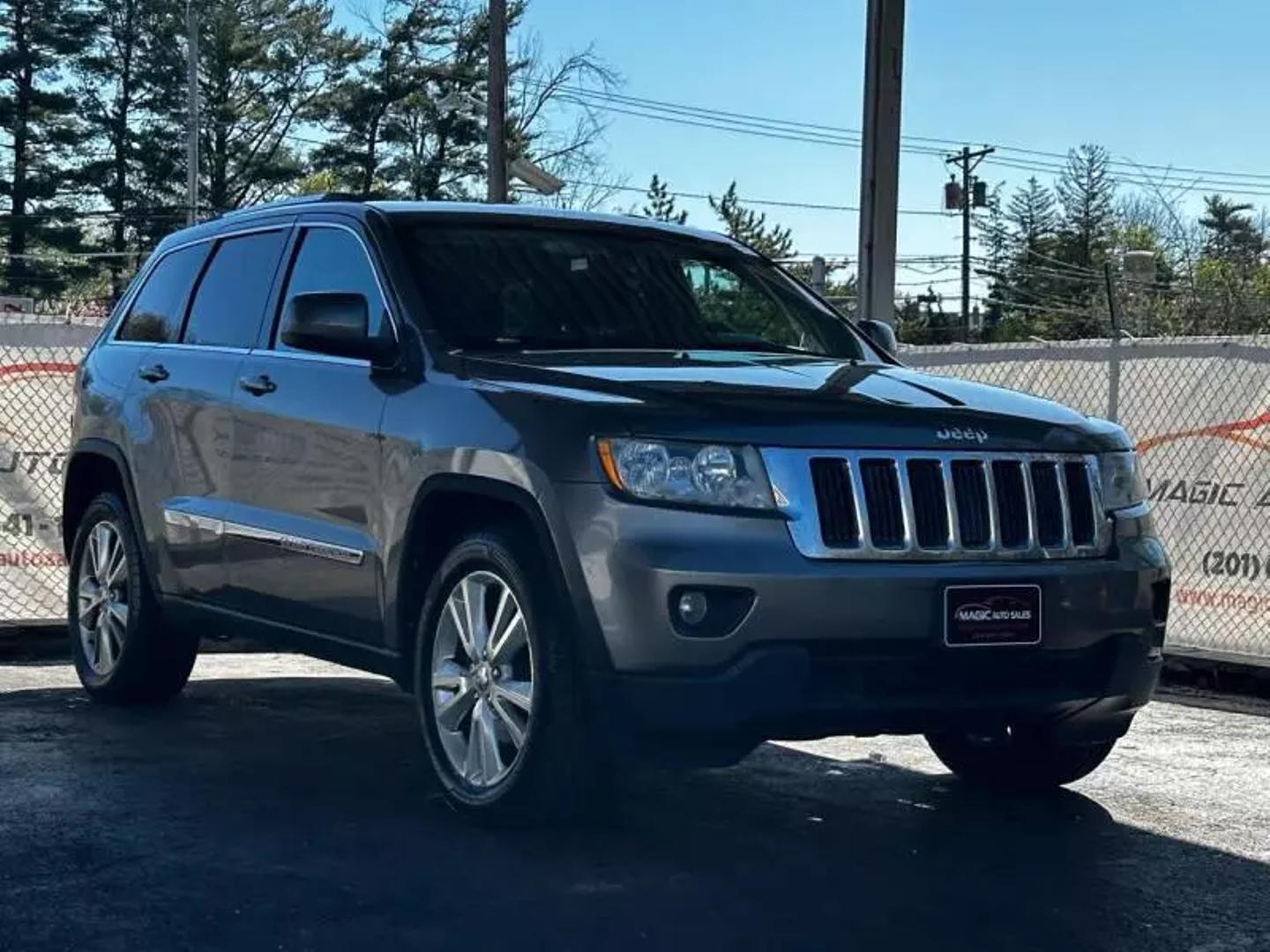 2013 Jeep Grand Cherokee - Image 6