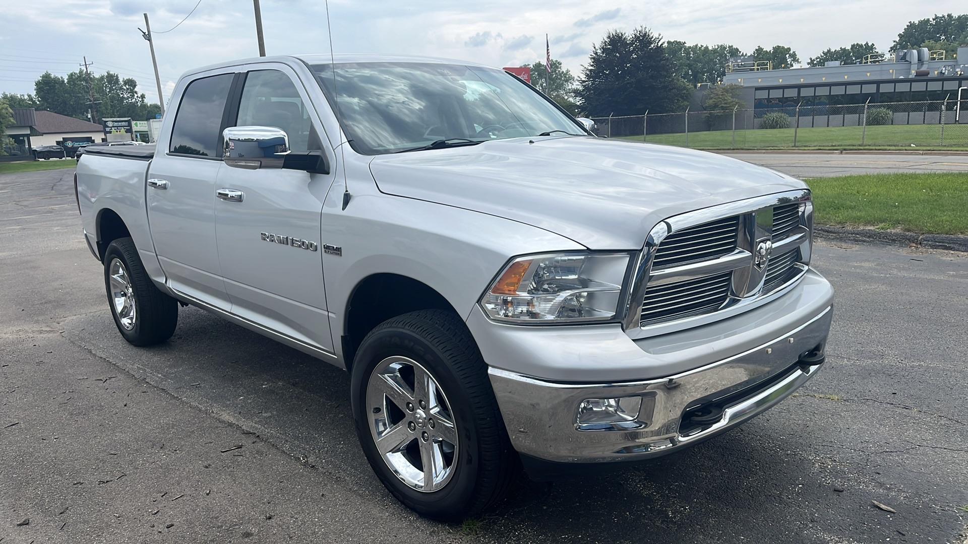 2012 RAM Ram 1500 Pickup SLT photo 9