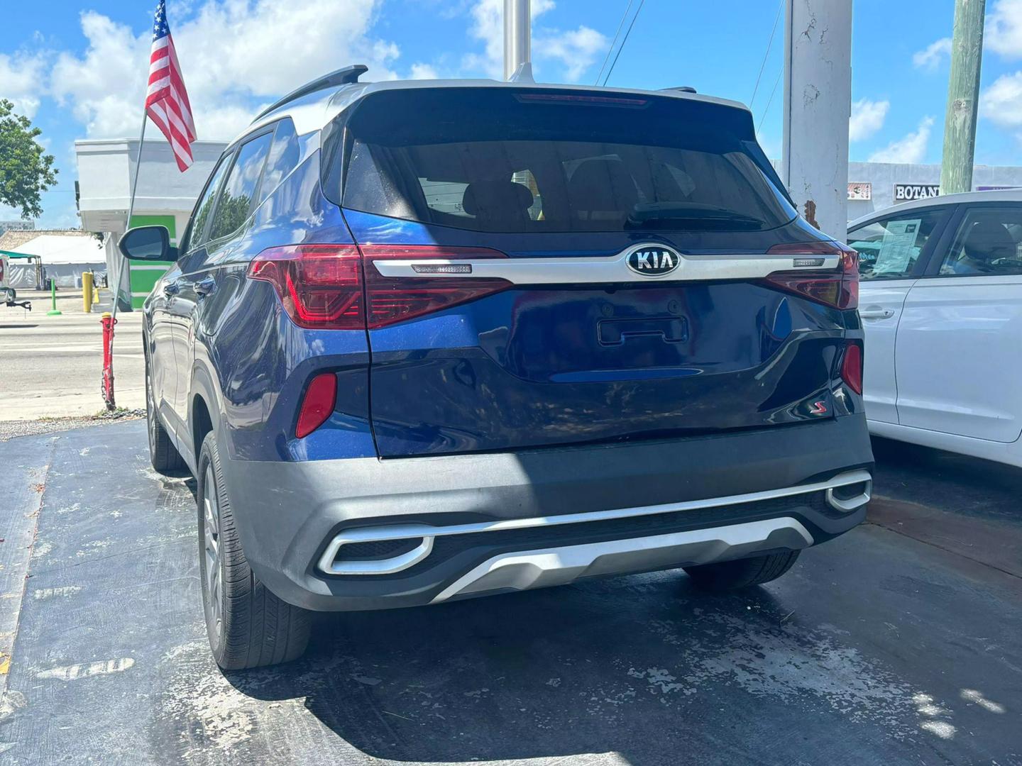 2021 Kia Seltos S photo 4