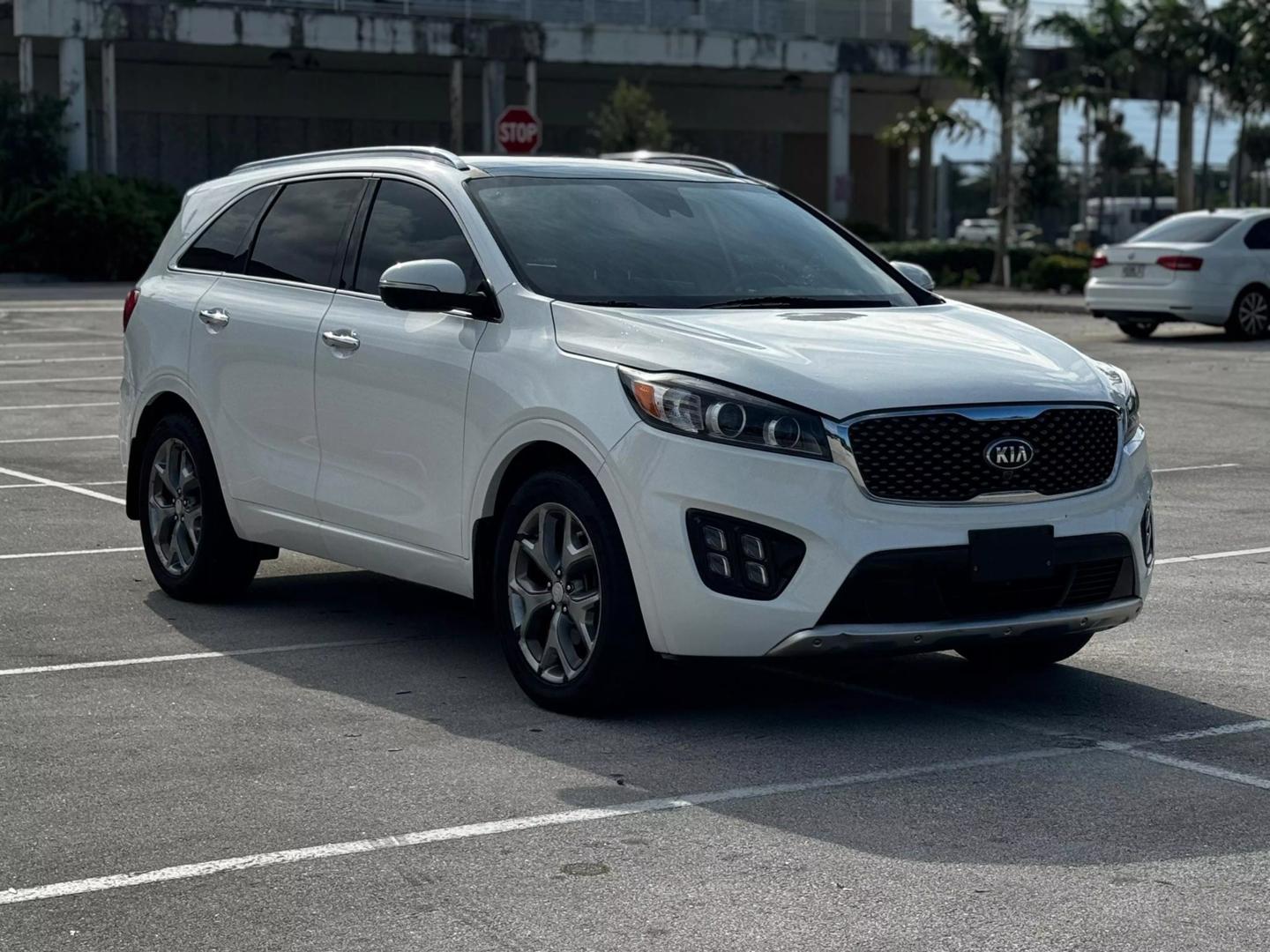 2016 Kia Sorento Limited photo 3