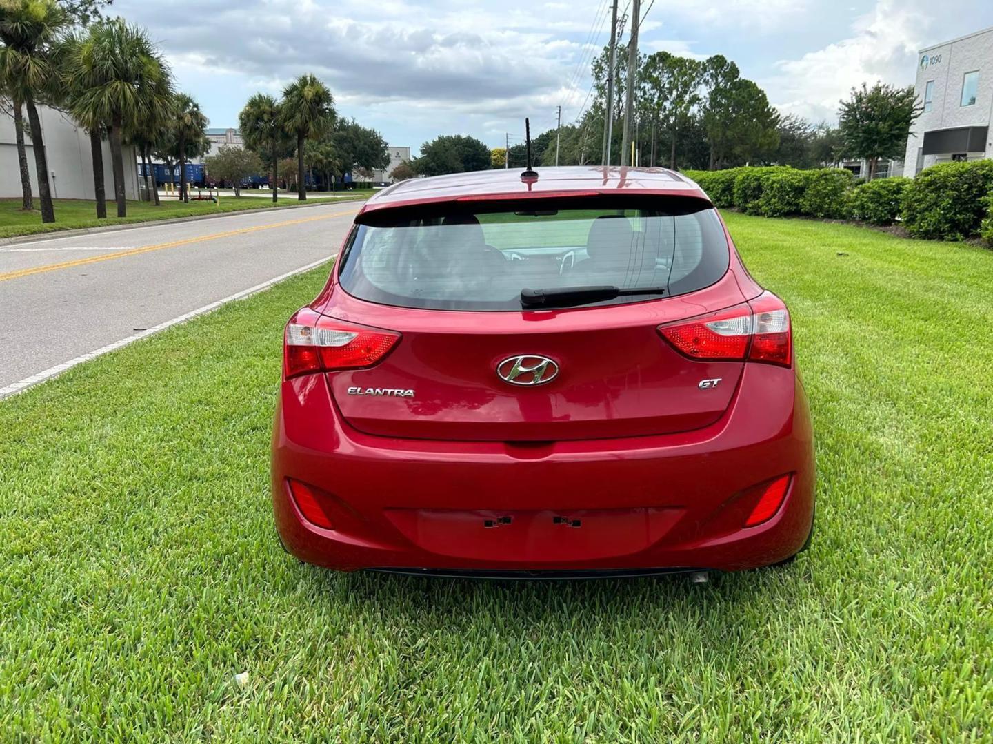 2014 Hyundai Elantra GT Base photo 4