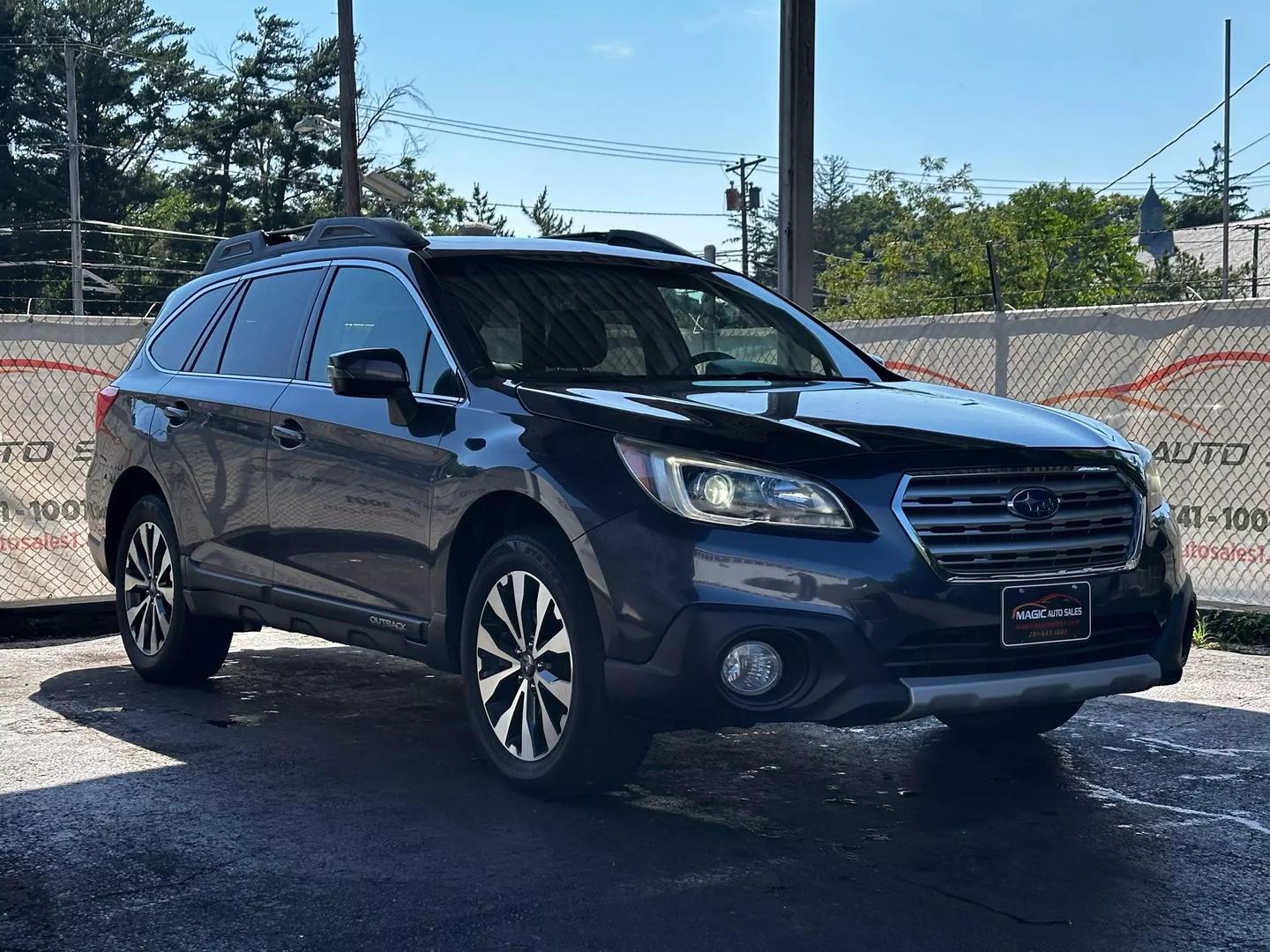 2015 Subaru Outback - Image 6