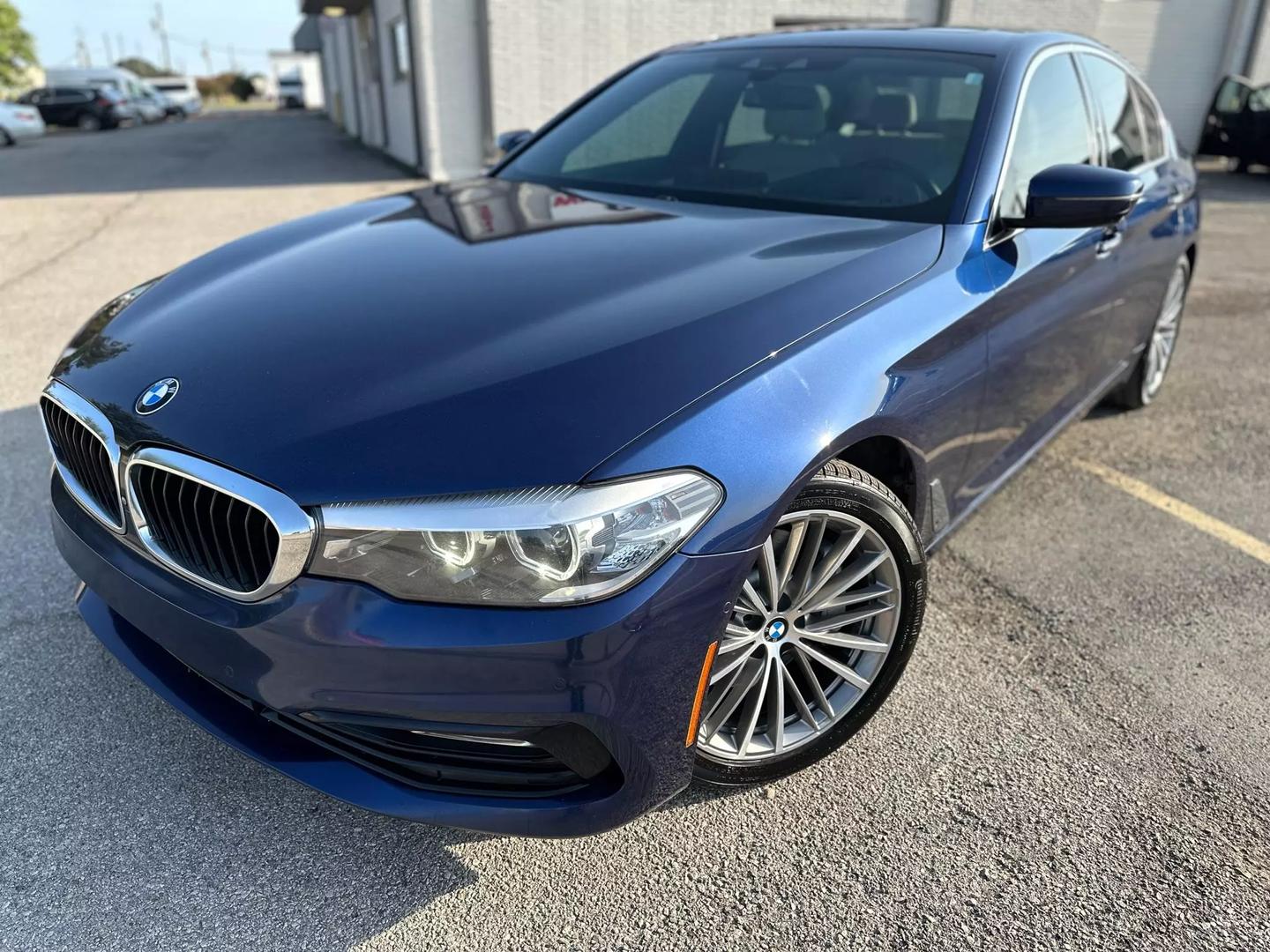 2018 Bmw 5 Series - Image 3